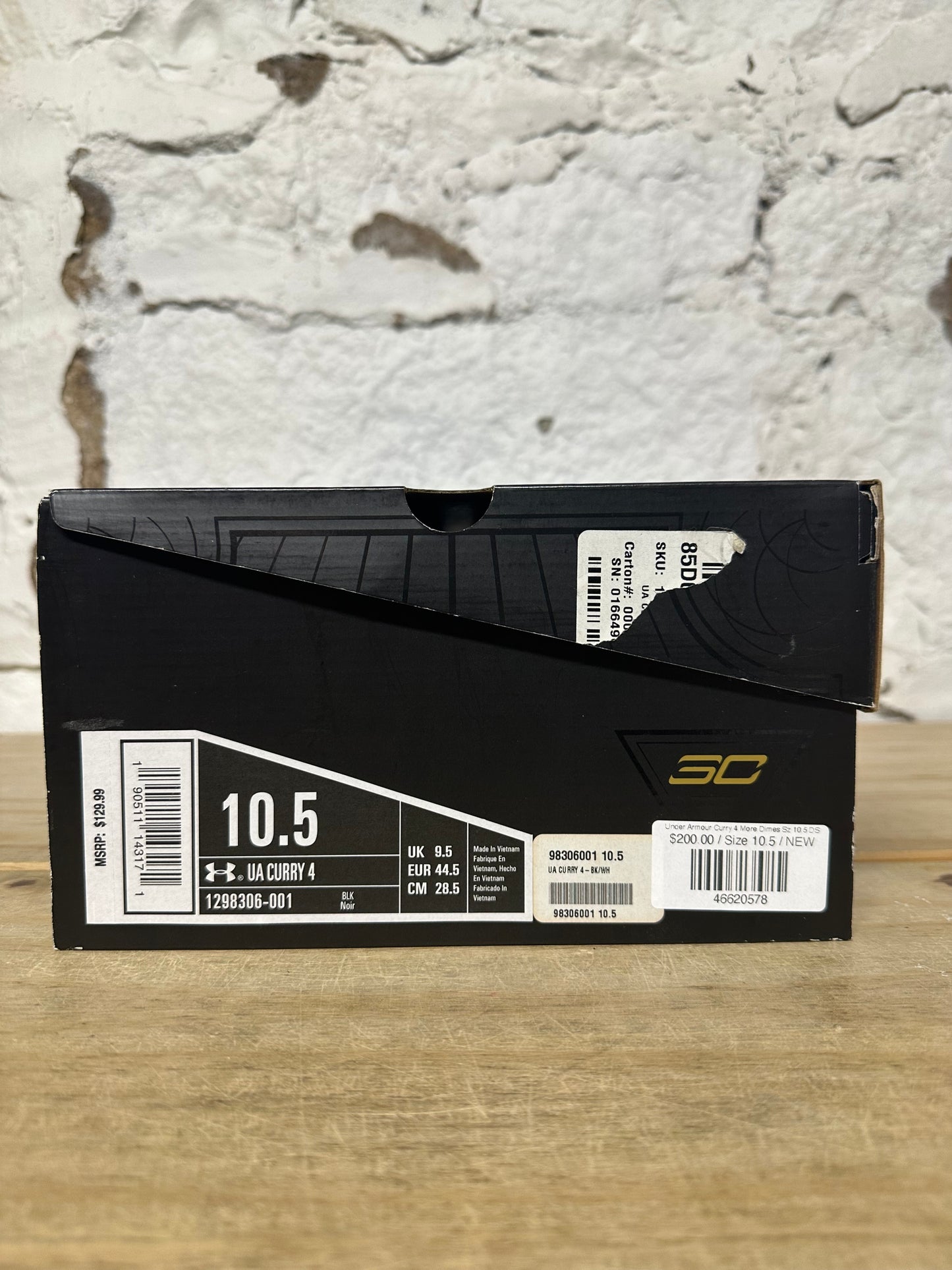 Under Armour Curry 4 More Dimes Sz 10.5 DS