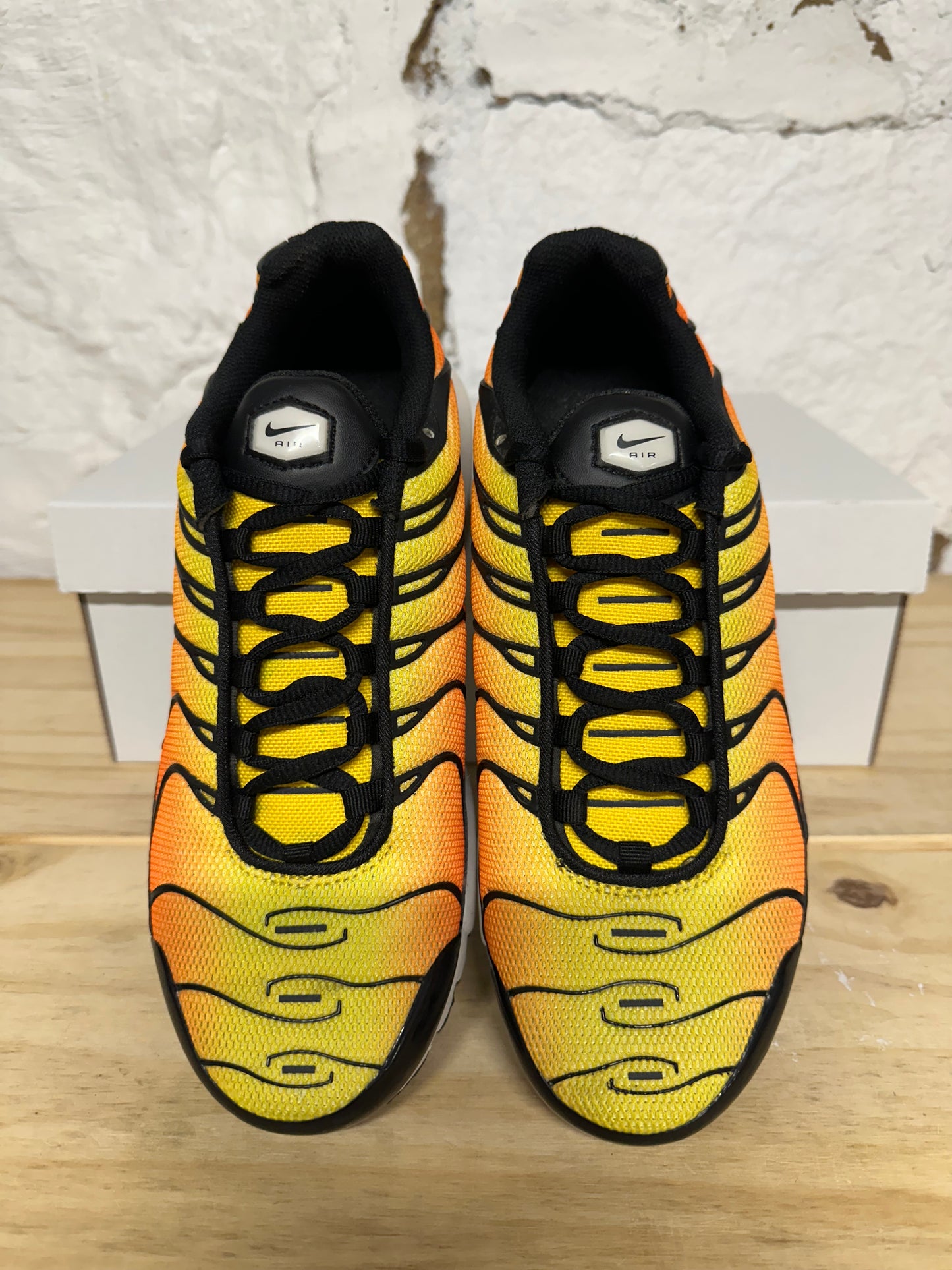 Nike Air Max Plus Sunset Sz 7Y