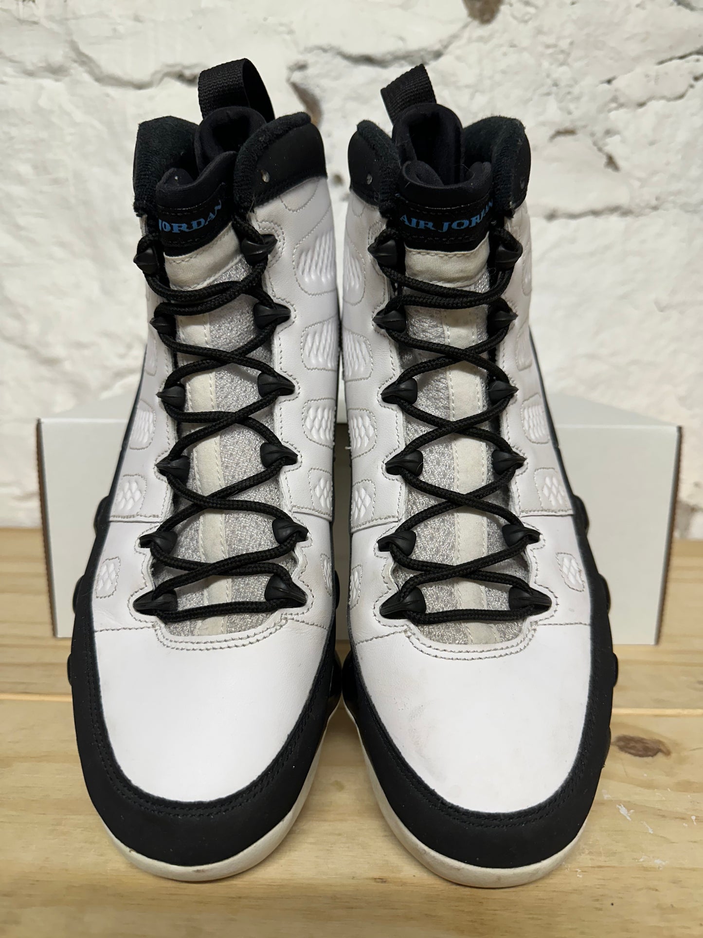 Air Jordan 9 University Blue Sz 10