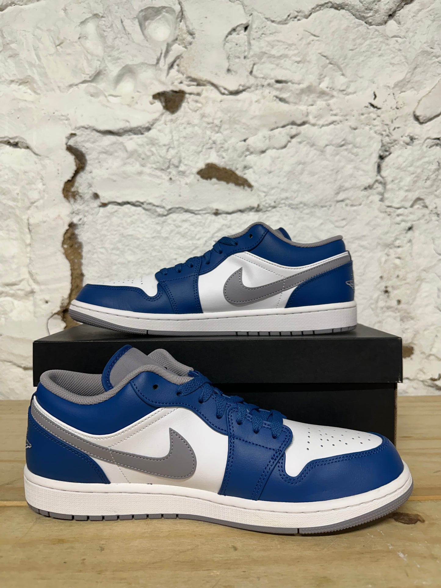 Air Jordan 1 Low True Blue Sz 11