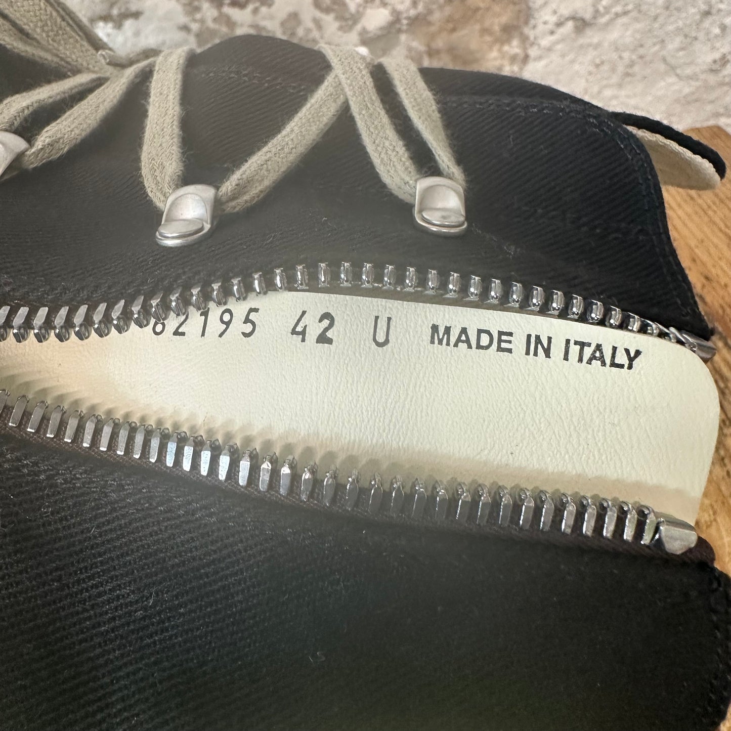 Rick Owens High Hexa Lace Black Milk Sneaker Sz 9 (42)