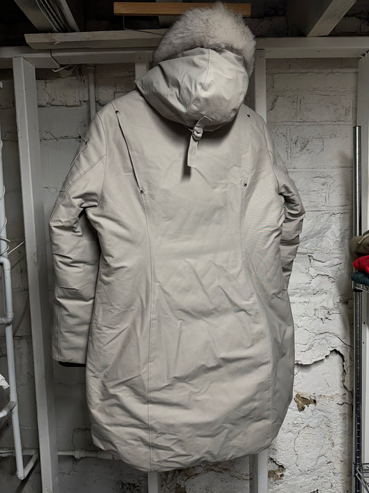 Moose Knuckles Grey Parka Sz XL Womens (Fits M)