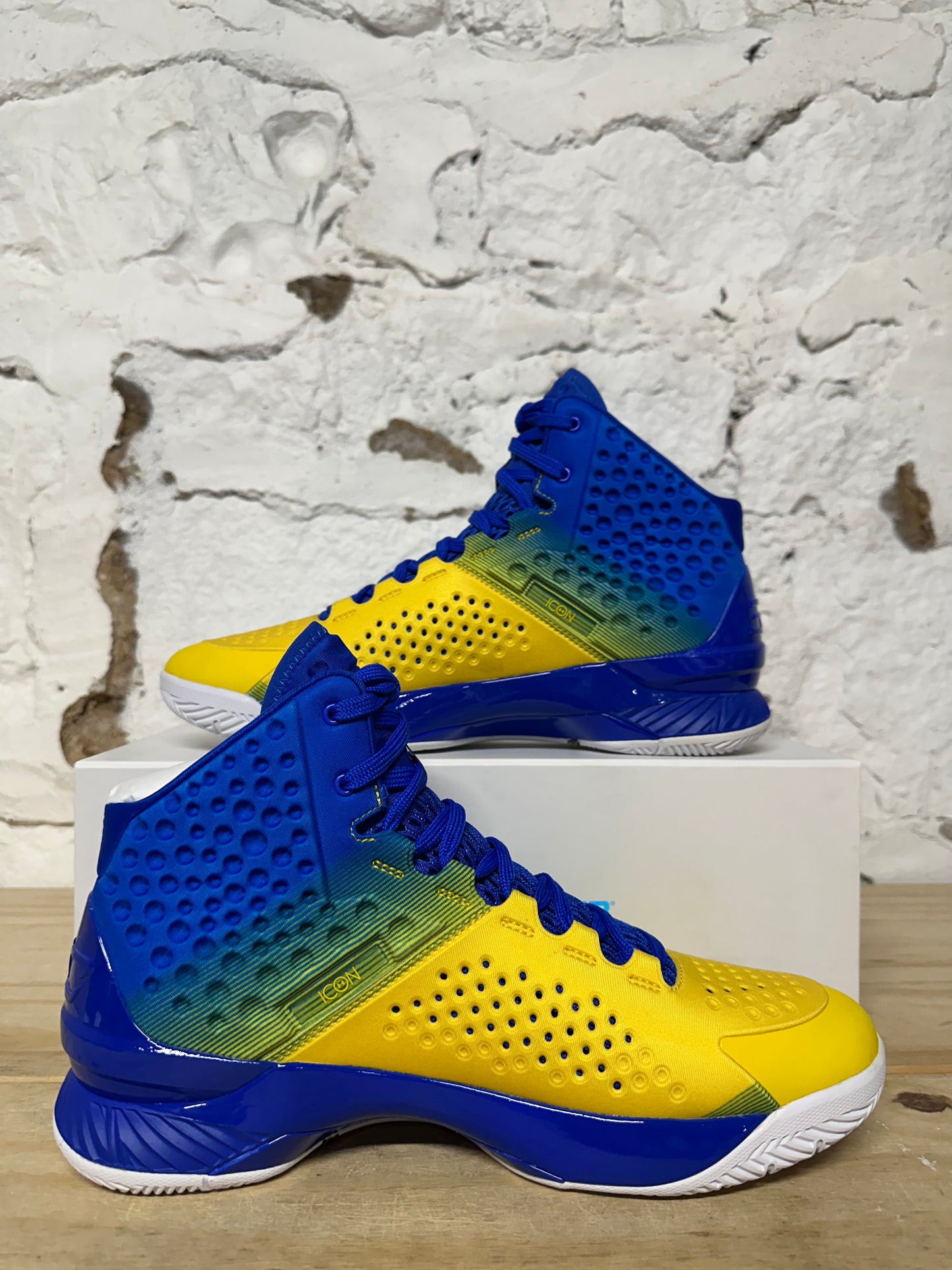 Under Armour Curry Icon 1 Custom Golden State Warriors Home Sz 10.5 DS