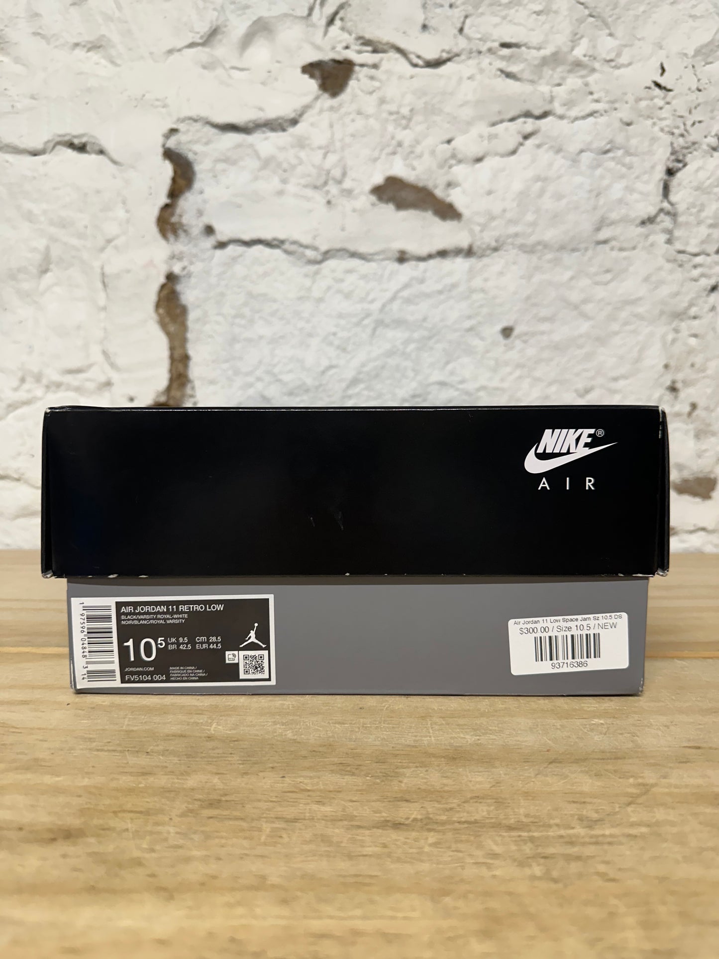 Air Jordan 11 Low Space Jam Sz 10.5 DS