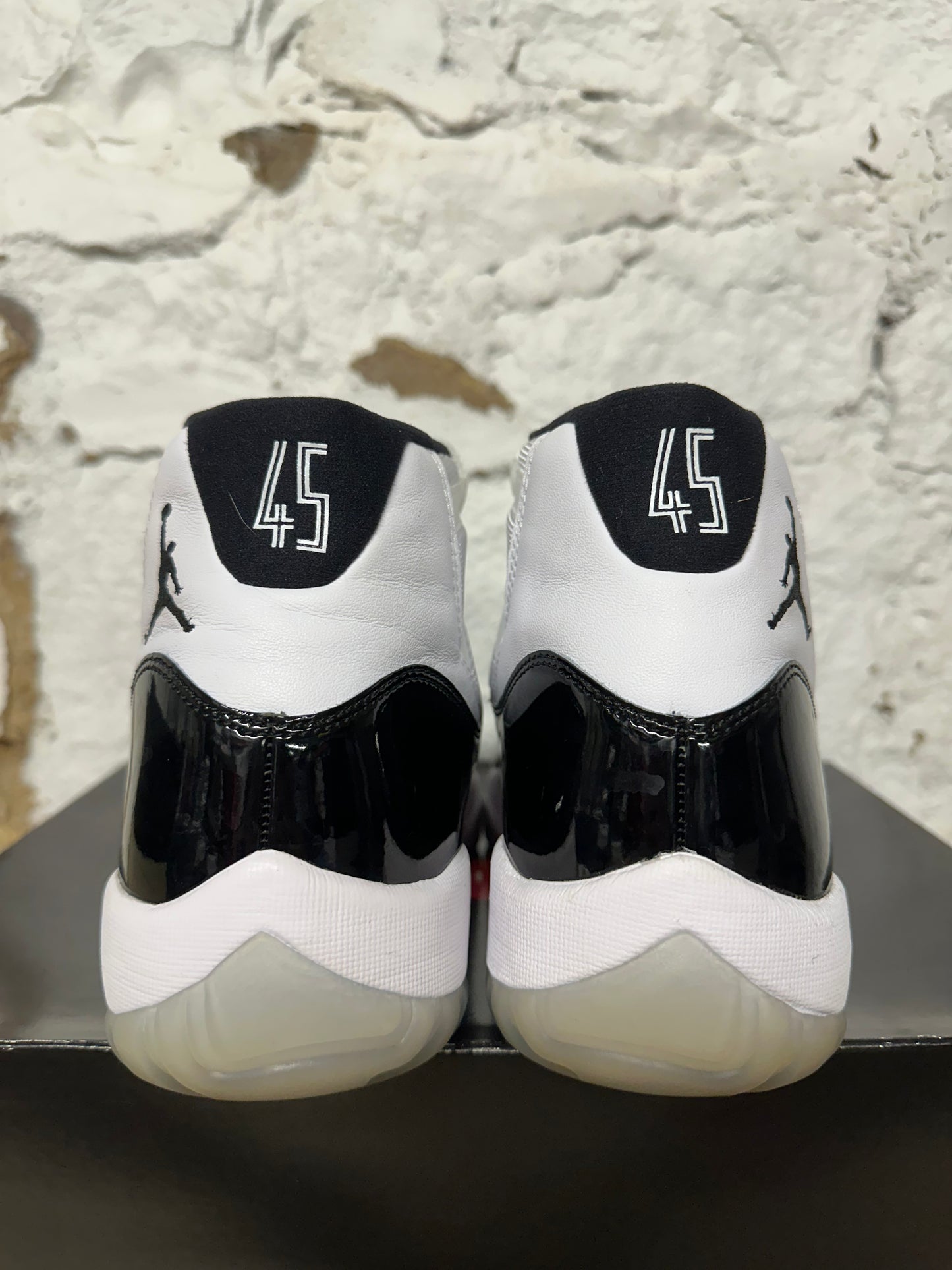 Air Jordan 11 High Concord Sz 12