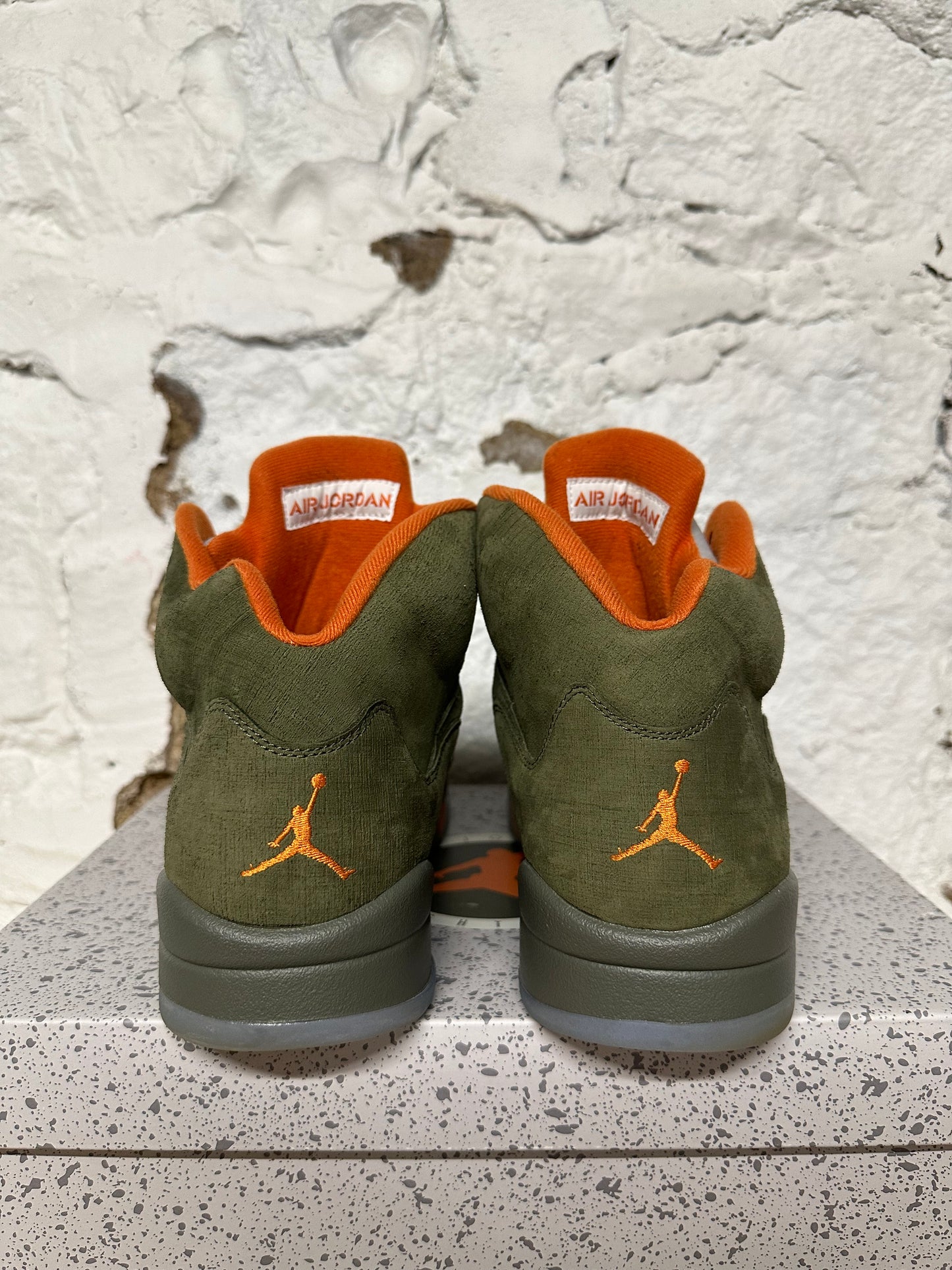 Air Jordan 5 Olive Sz 12