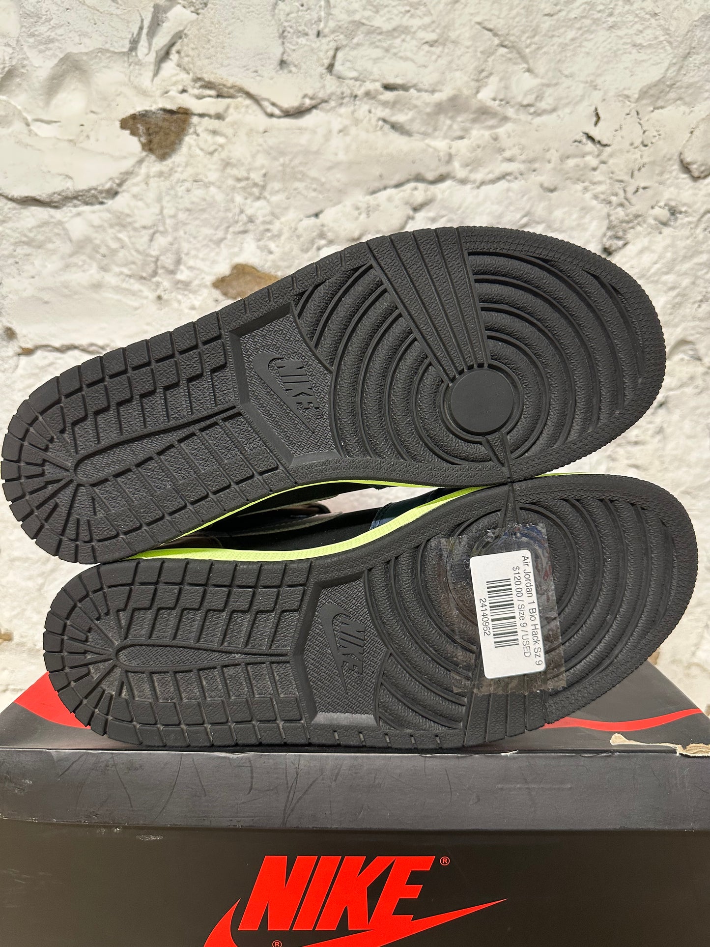 Air Jordan 1 High Tokyo Bio Hack Sz 9