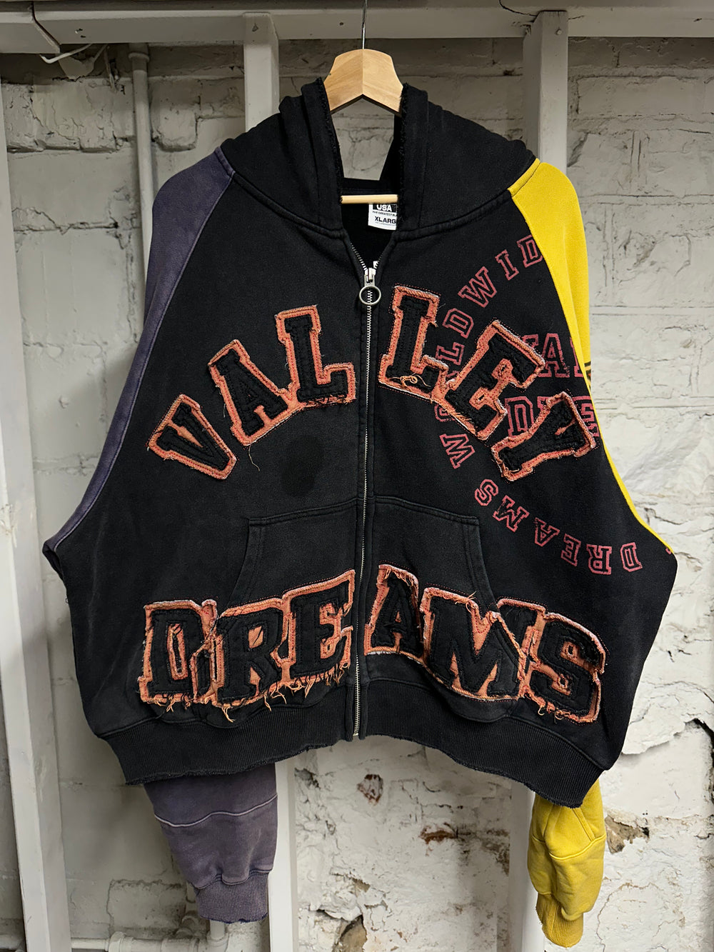 Vale Dreams Multicolor Zip Up Hoodie Sz XL