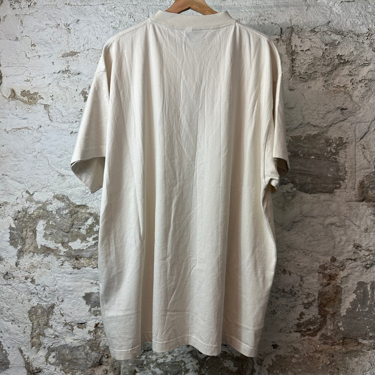 Balenciaga Metal BB Stencil Cream T-Shirt Sz M (2)