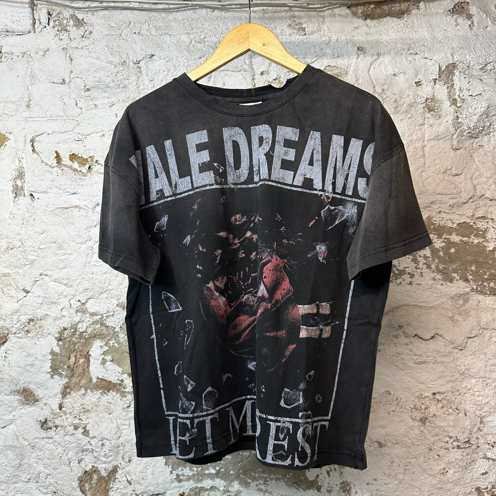 Vale Red Dress Black T-shirt