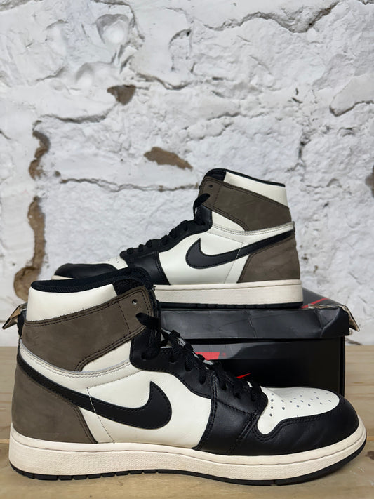 Air Jordan 1 High Dark Mocha Sz 10.5