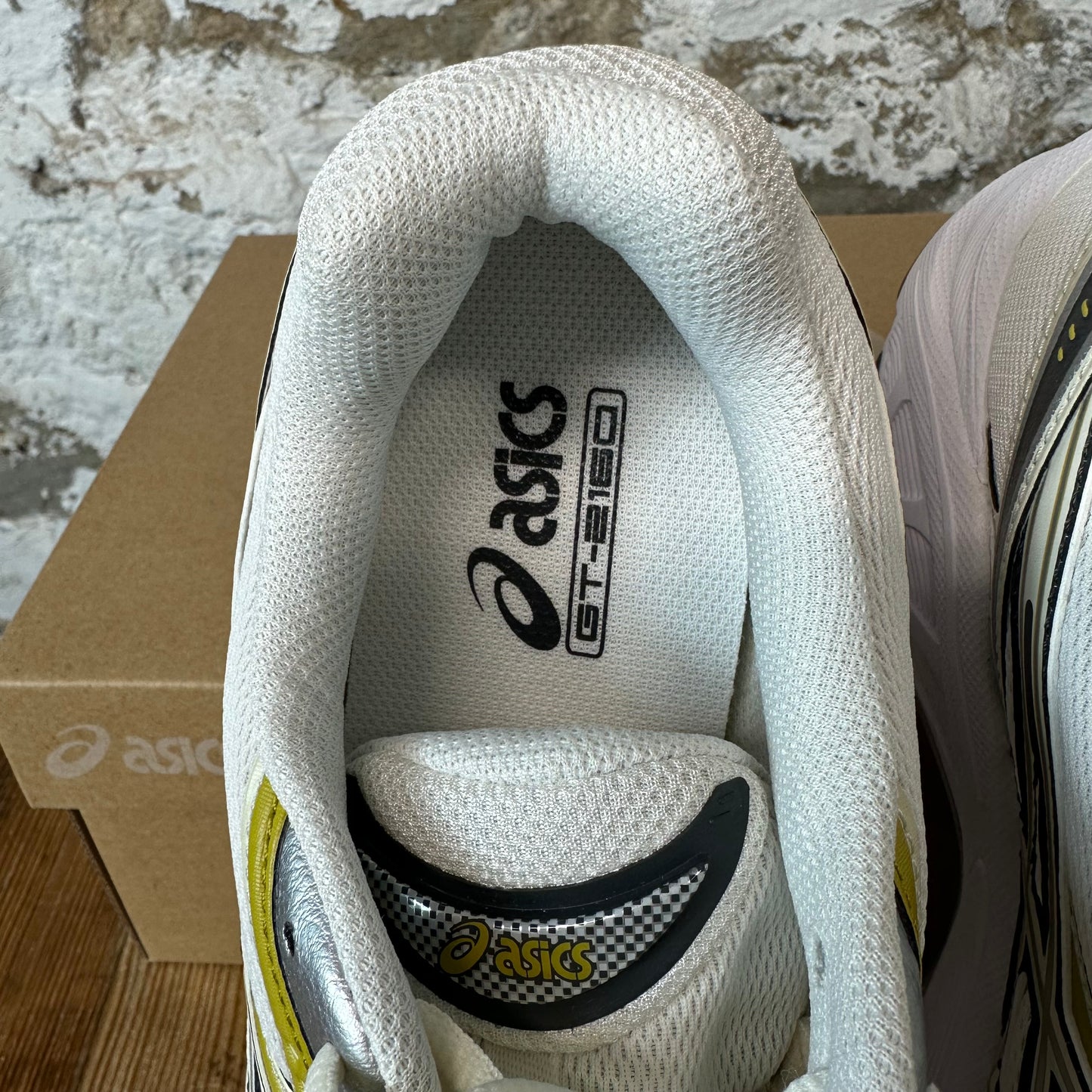 Asics GT-2160 Dark Mustard Sz 8.5