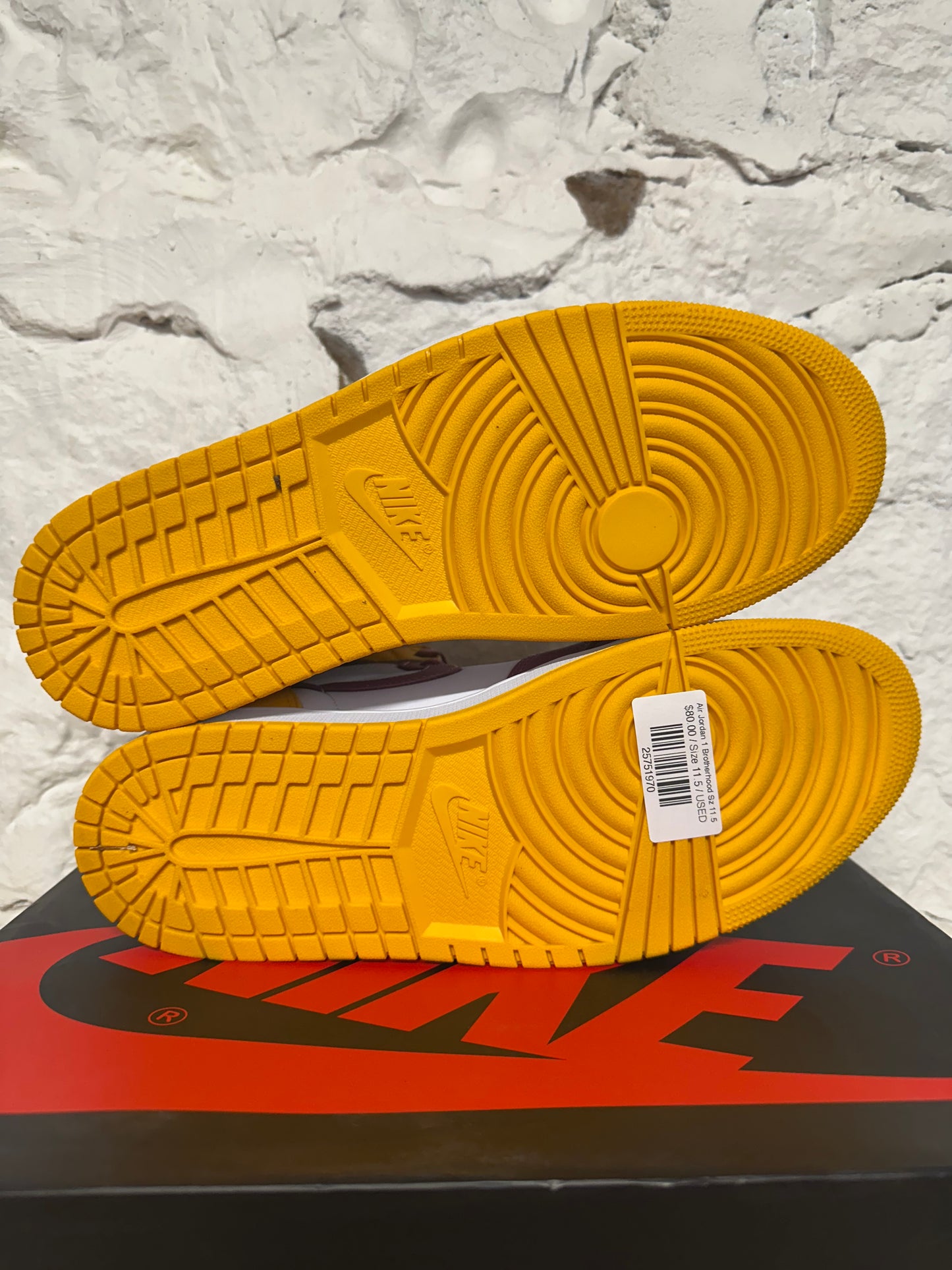 Air Jordan 1 High Brotherhood Sz 11.5