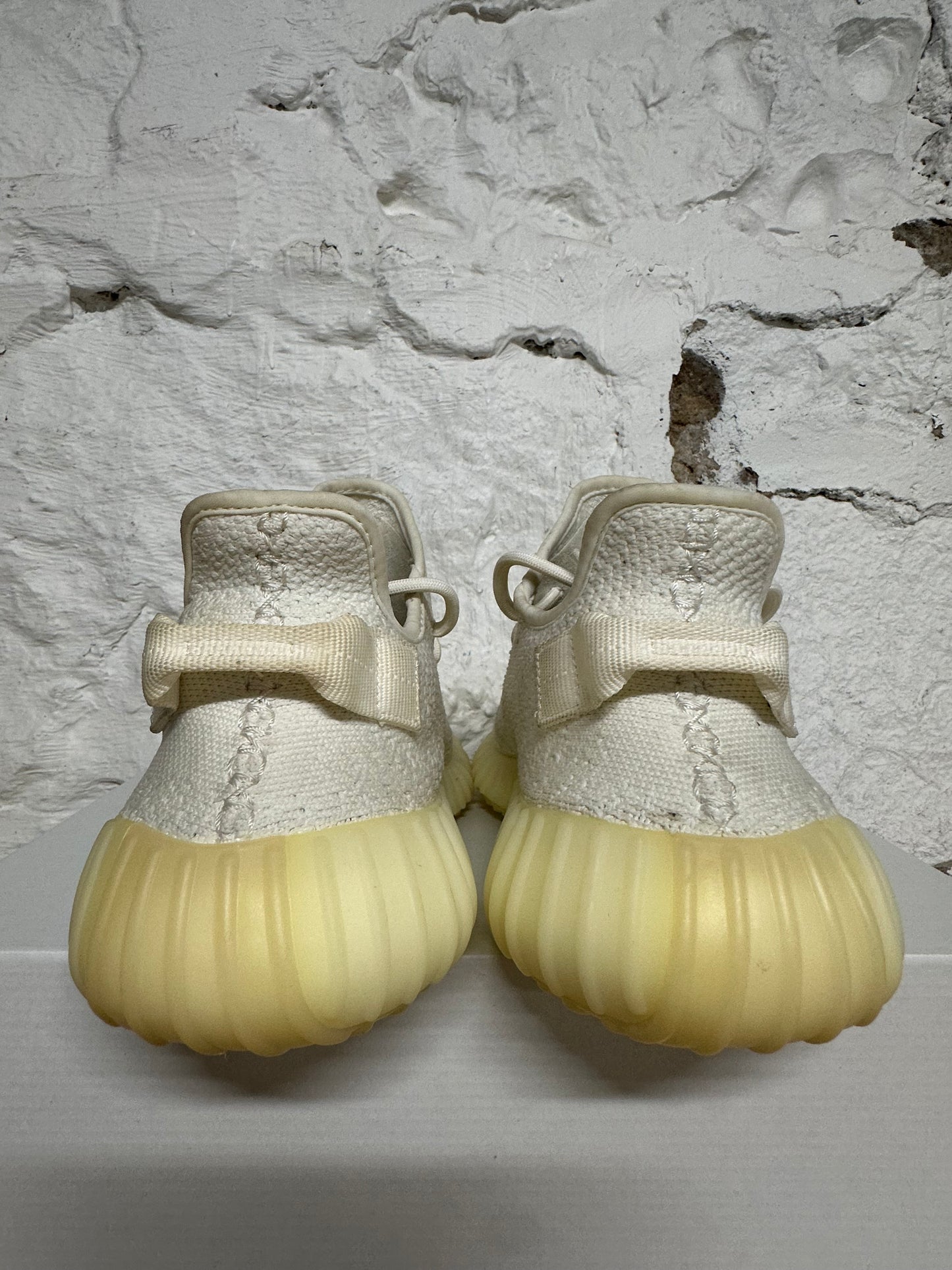 Yeezy 350 V2 Cream Sz 9