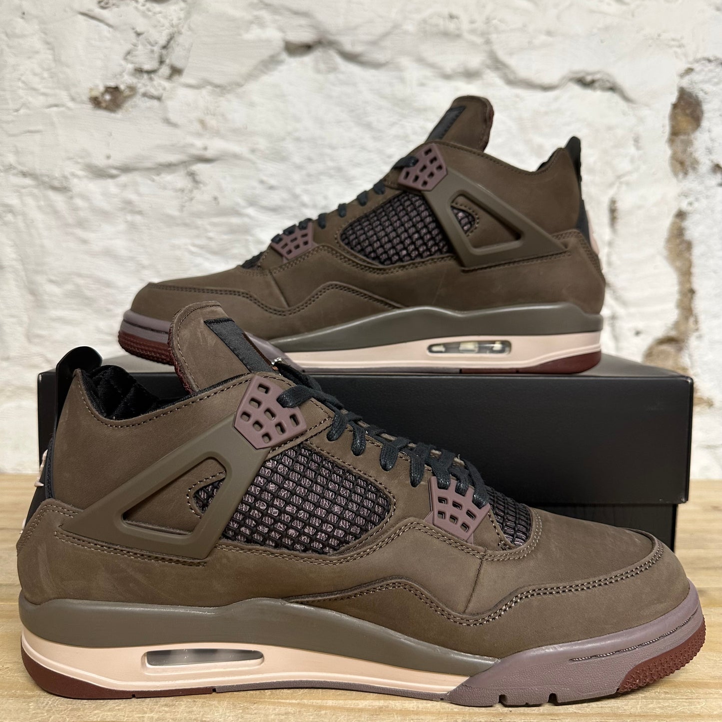 Air Jordan 4 A Ma Maniere Dark Mocha Sz 11 DS