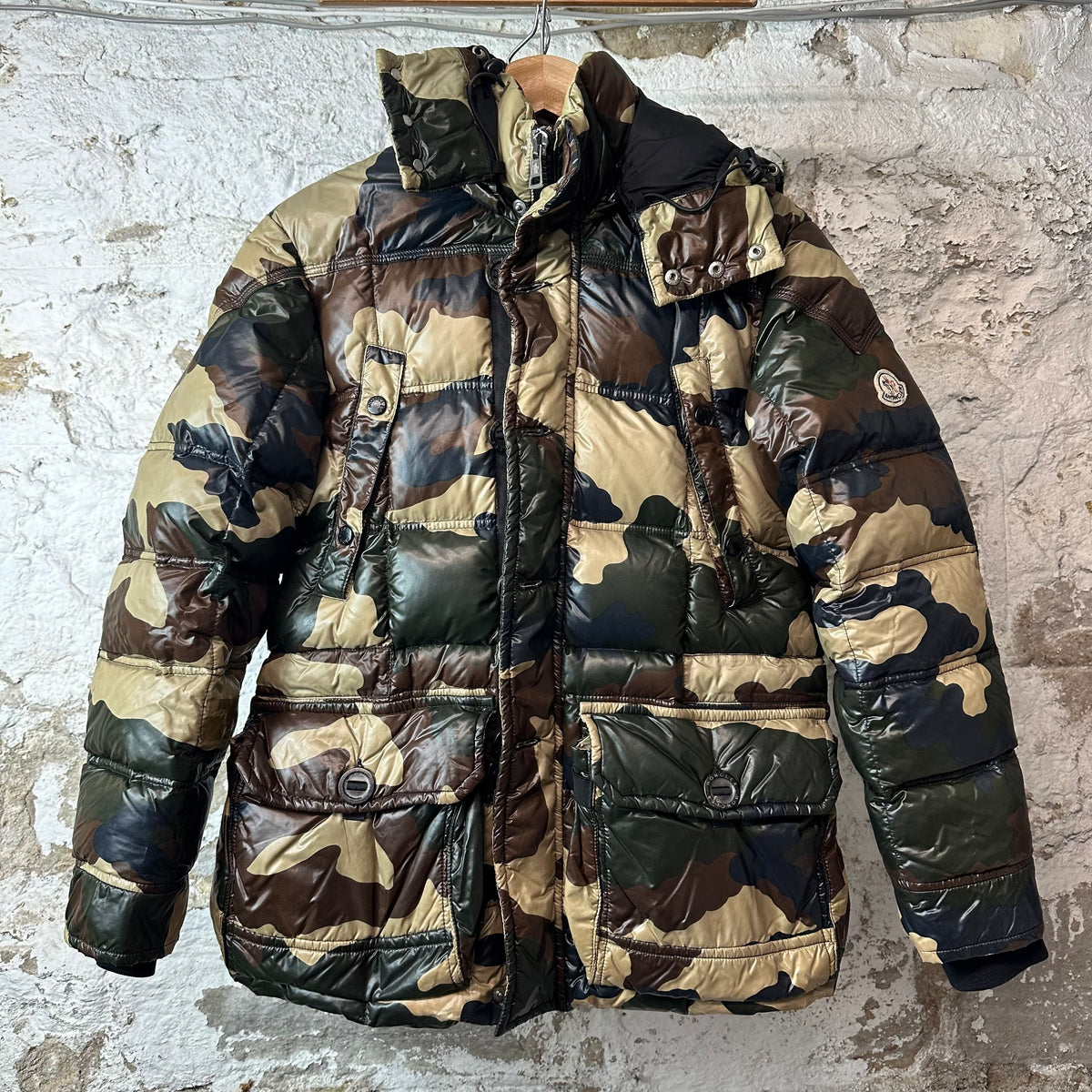 Moncler Aiton Camo Puffer Jacket Sz XS (0)