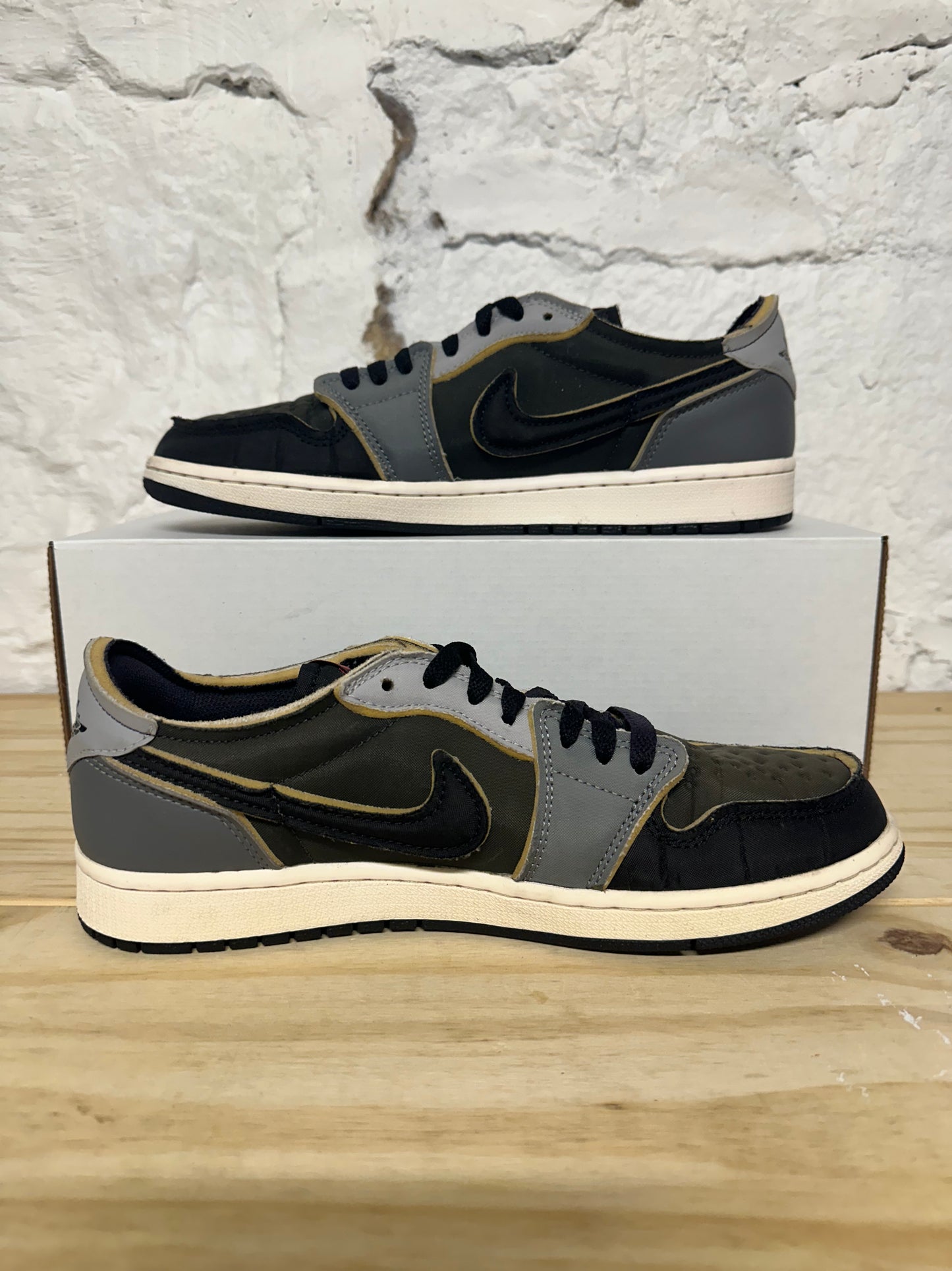 Air Jordan 1 Low Light Smoke Grey Sz 10