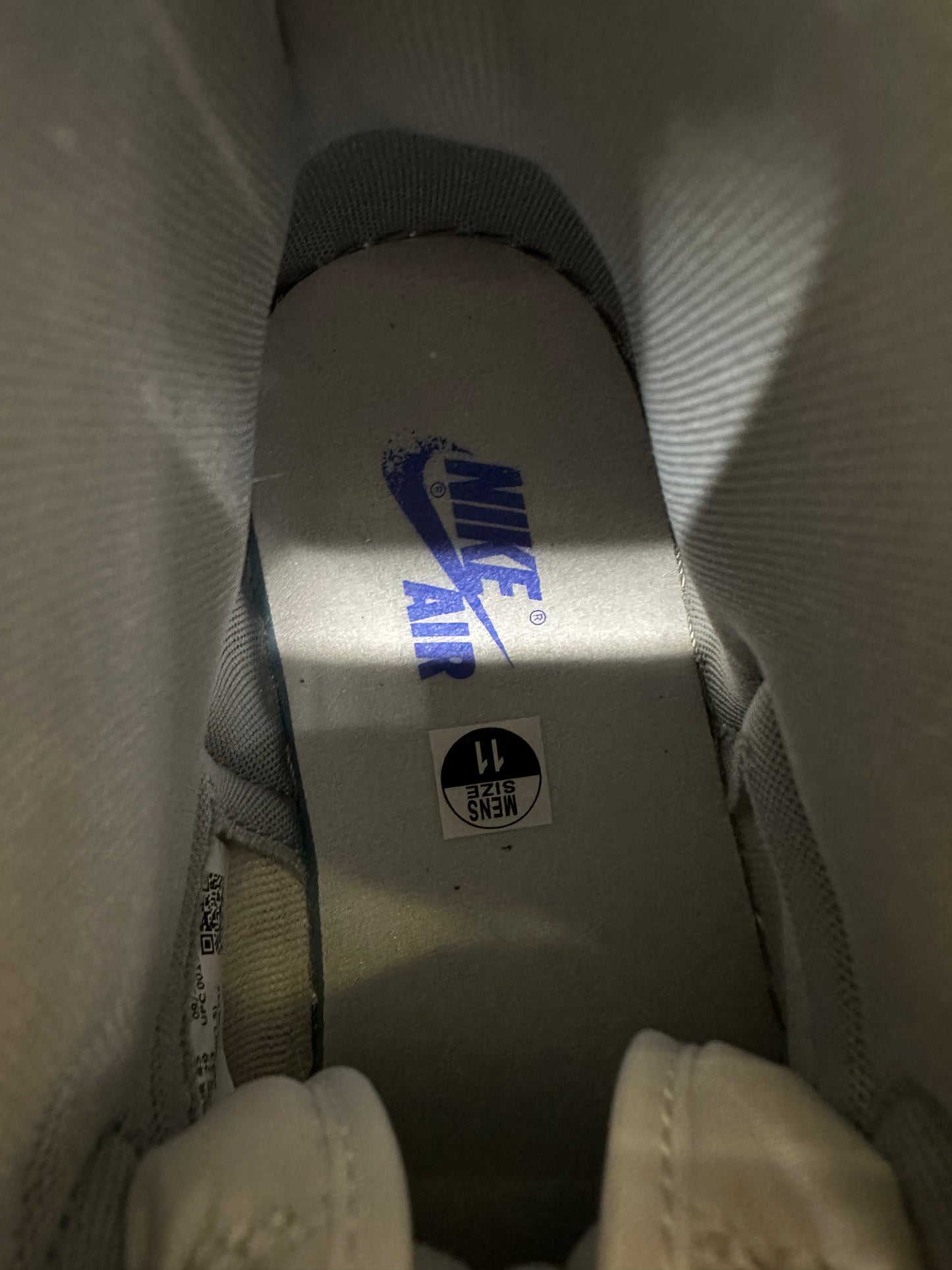 Air Jordan 1 High Hyper Royal Smoke Grey Sz 11