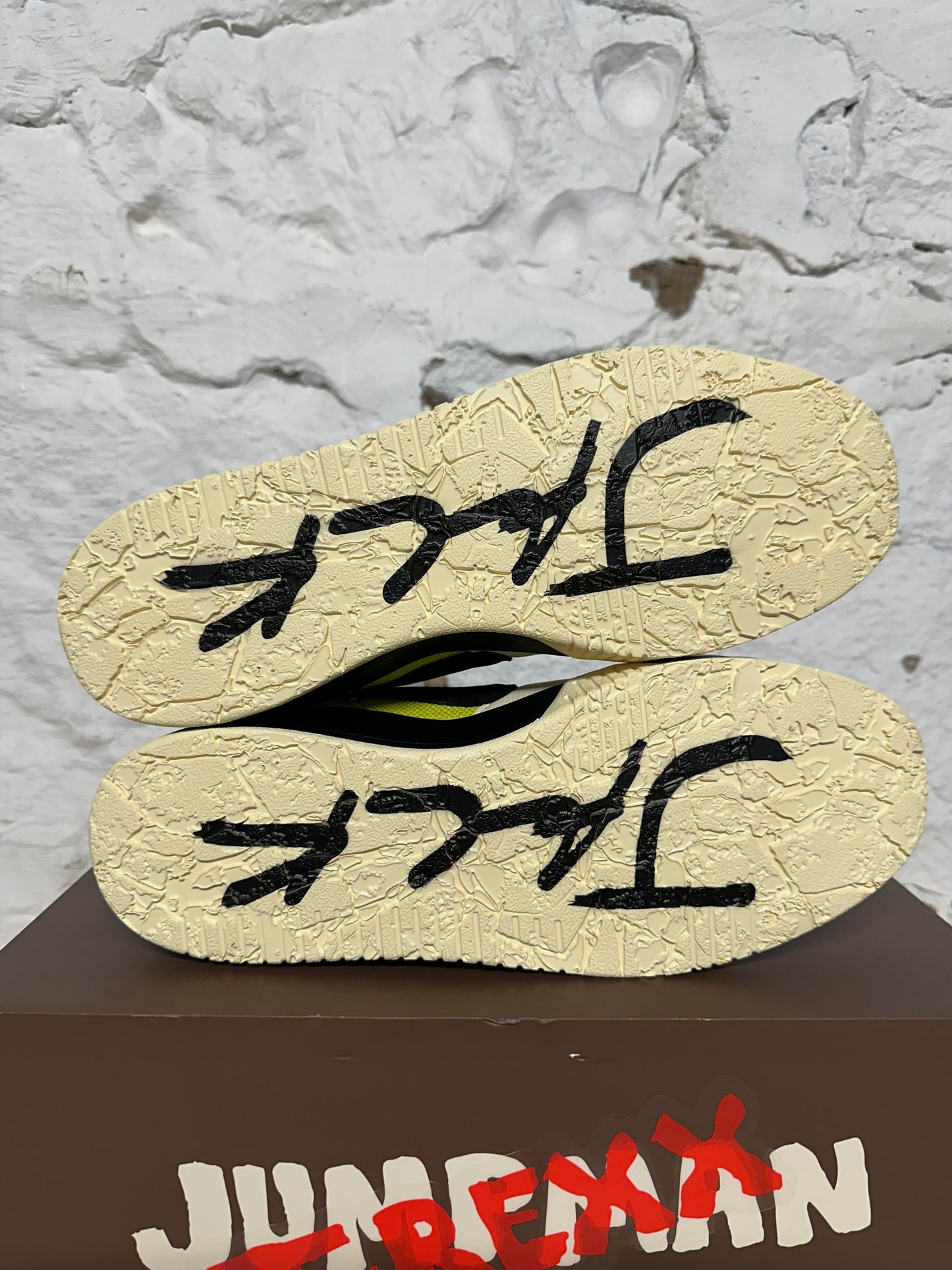 Jordan Jumpman Jack Black Bright Cactus Sz 11 DS