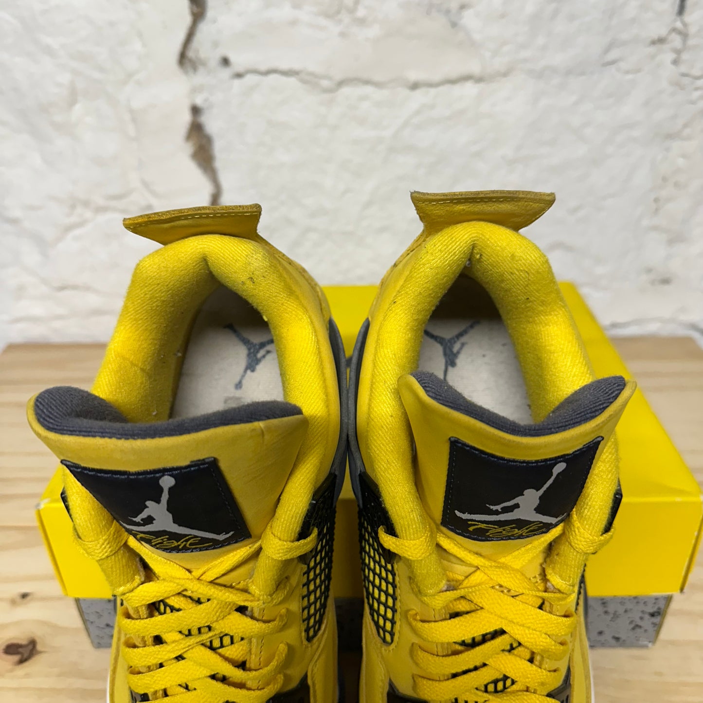 Air Jordan 4 Lightning Sz 13