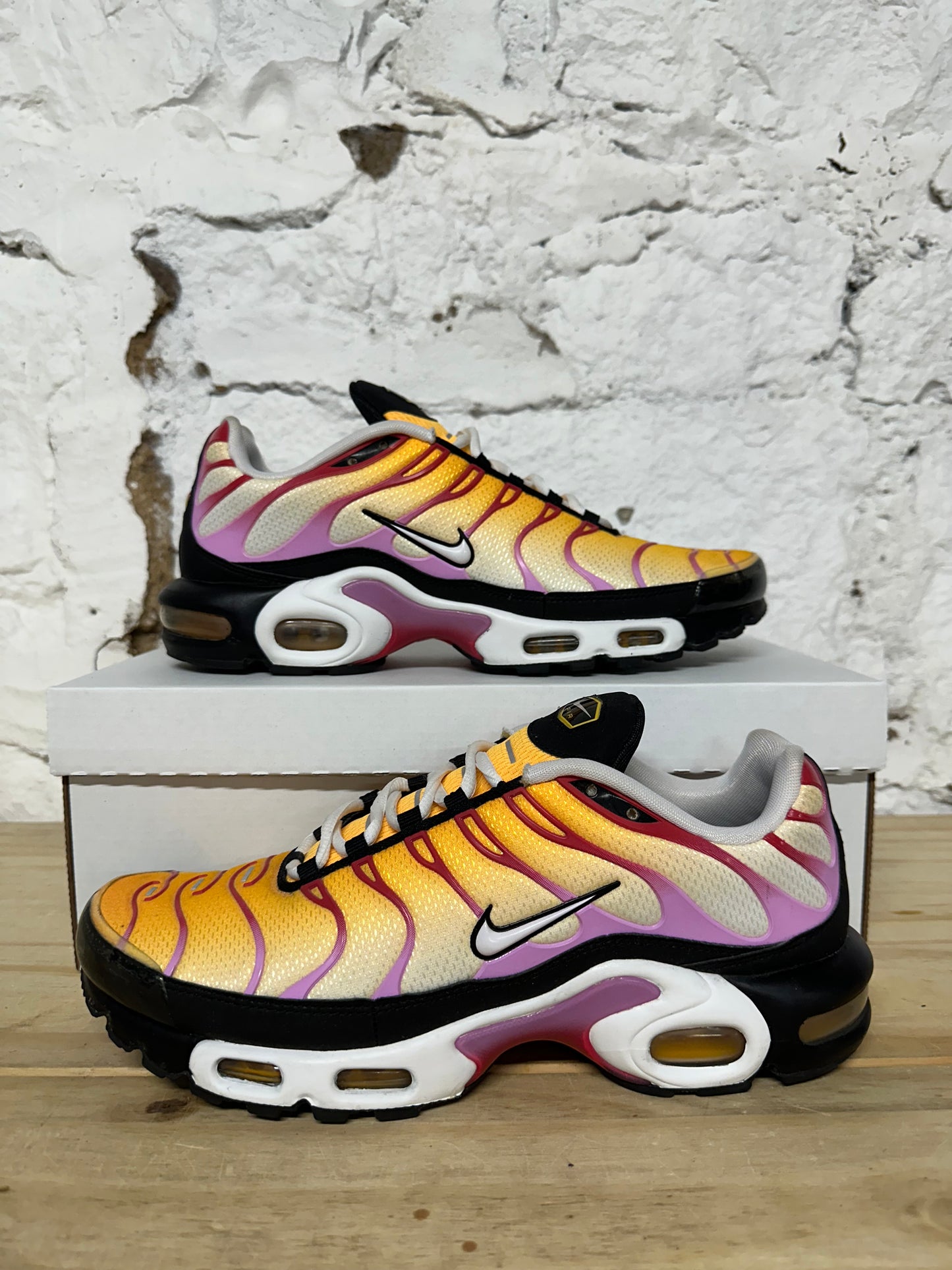 Nike Air Max Plus Sherbert Sz 9.5