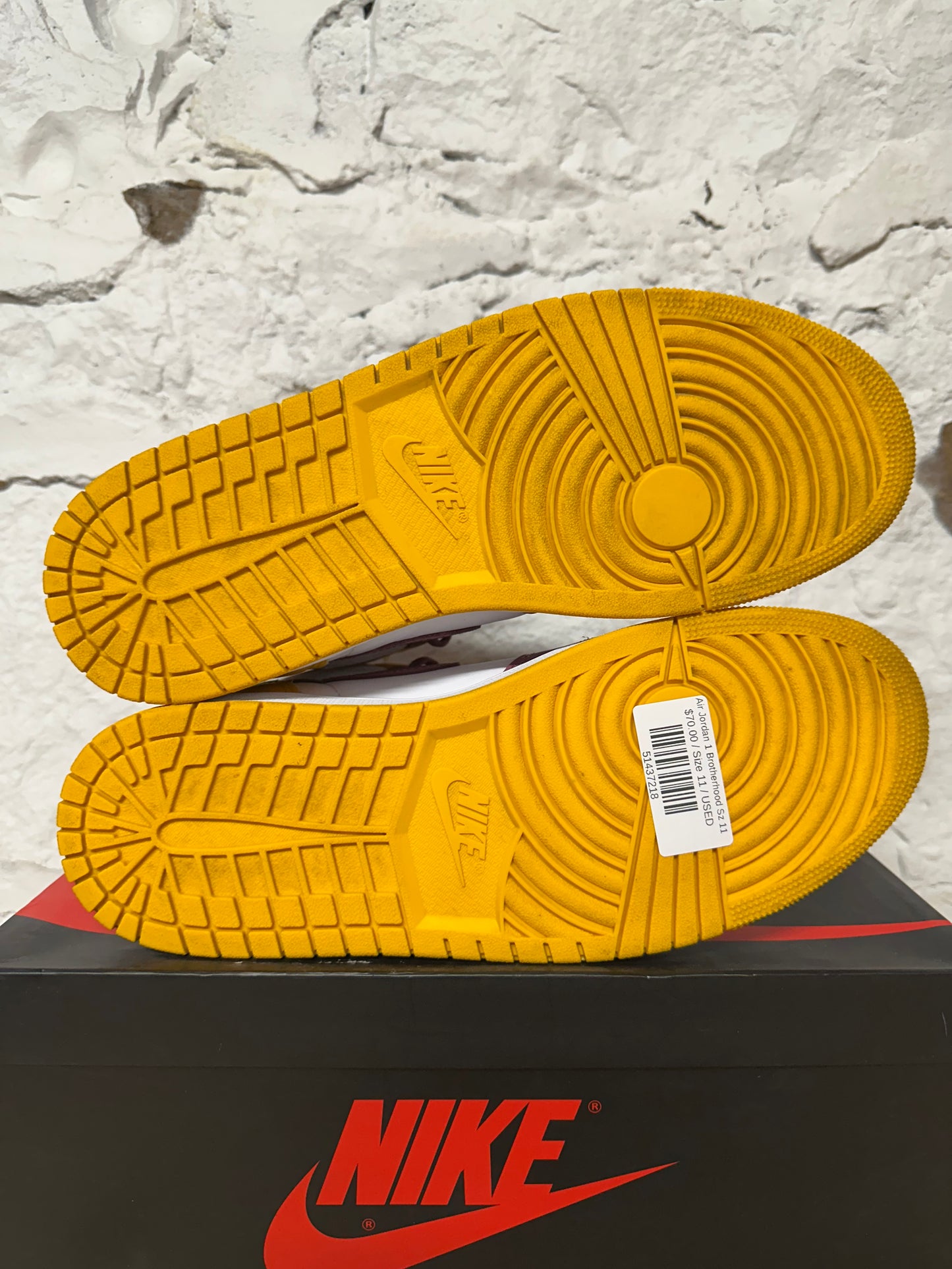 Air Jordan 1 High Brotherhood Sz 11