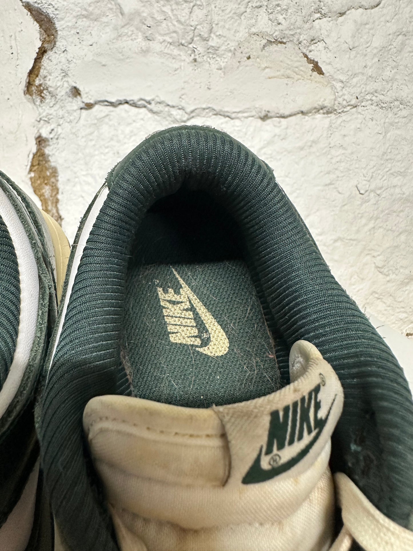Nike Dunk Low Vintage Green Sz 6.5 (8W)