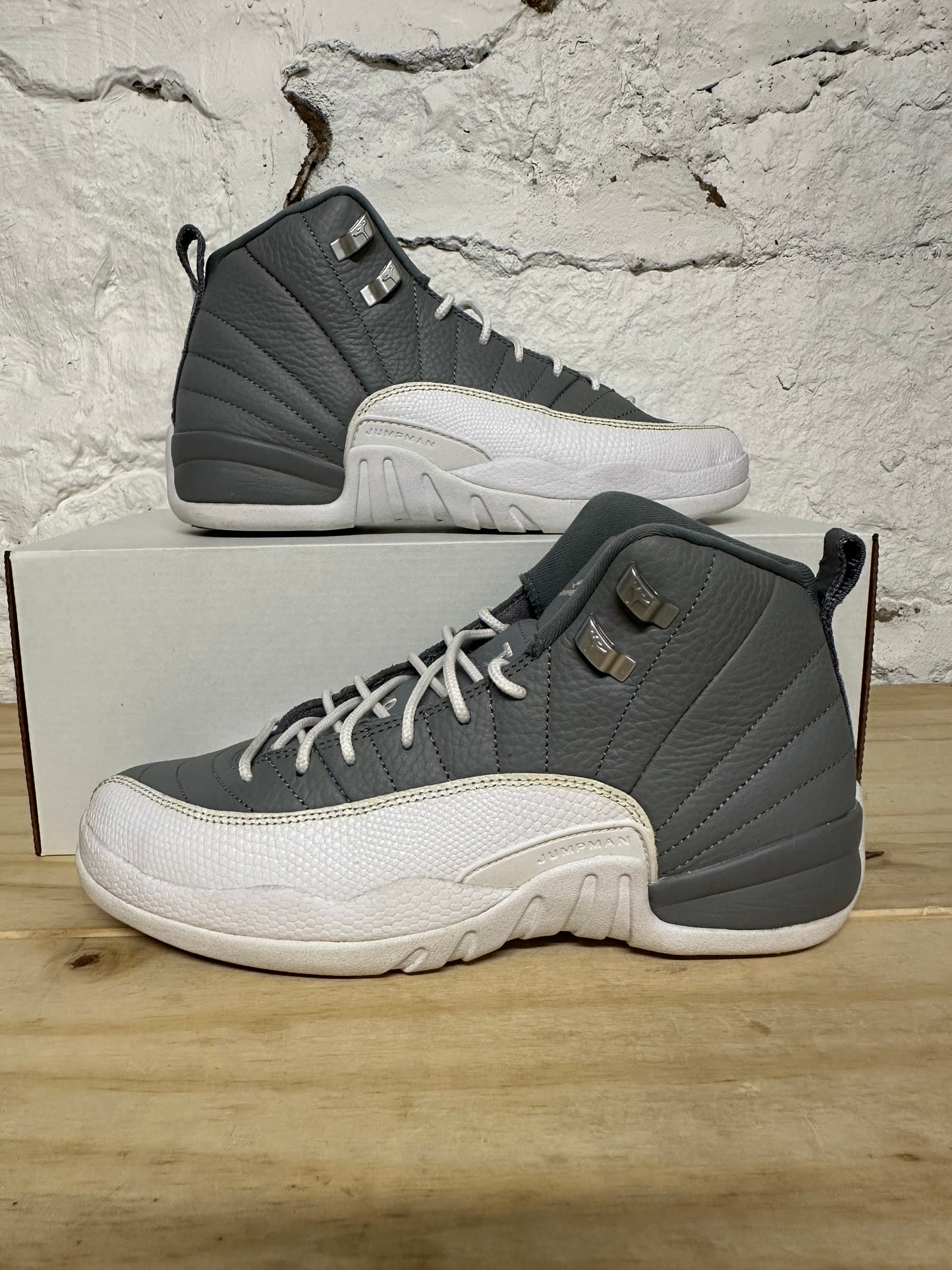 Air Jordan 12 Stealth Sz 7Y