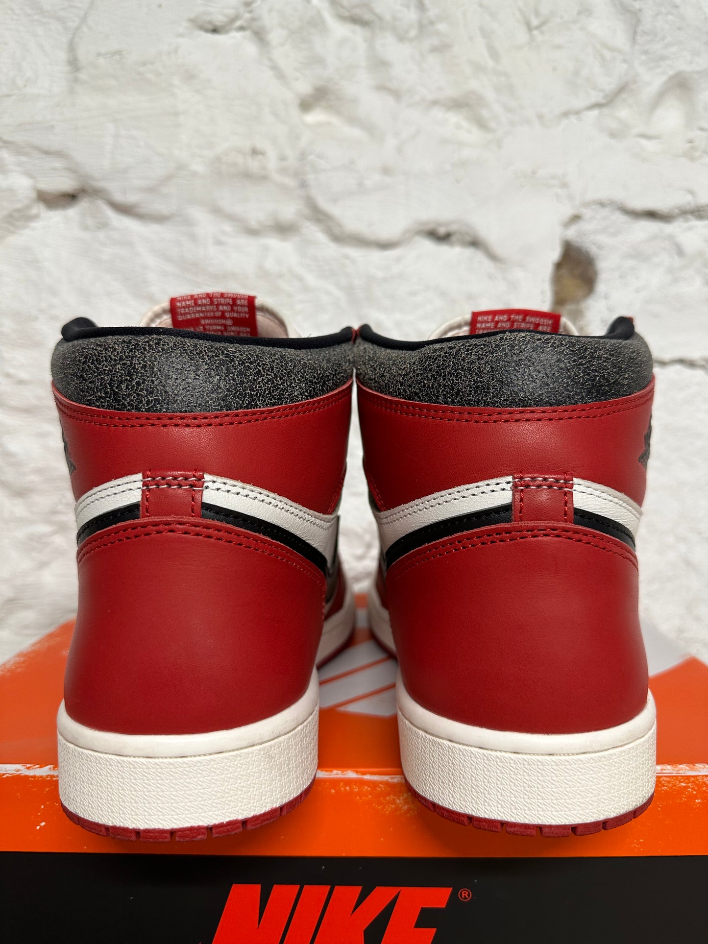 Air Jordan 1 High Chicago Lost And Found Sz 12