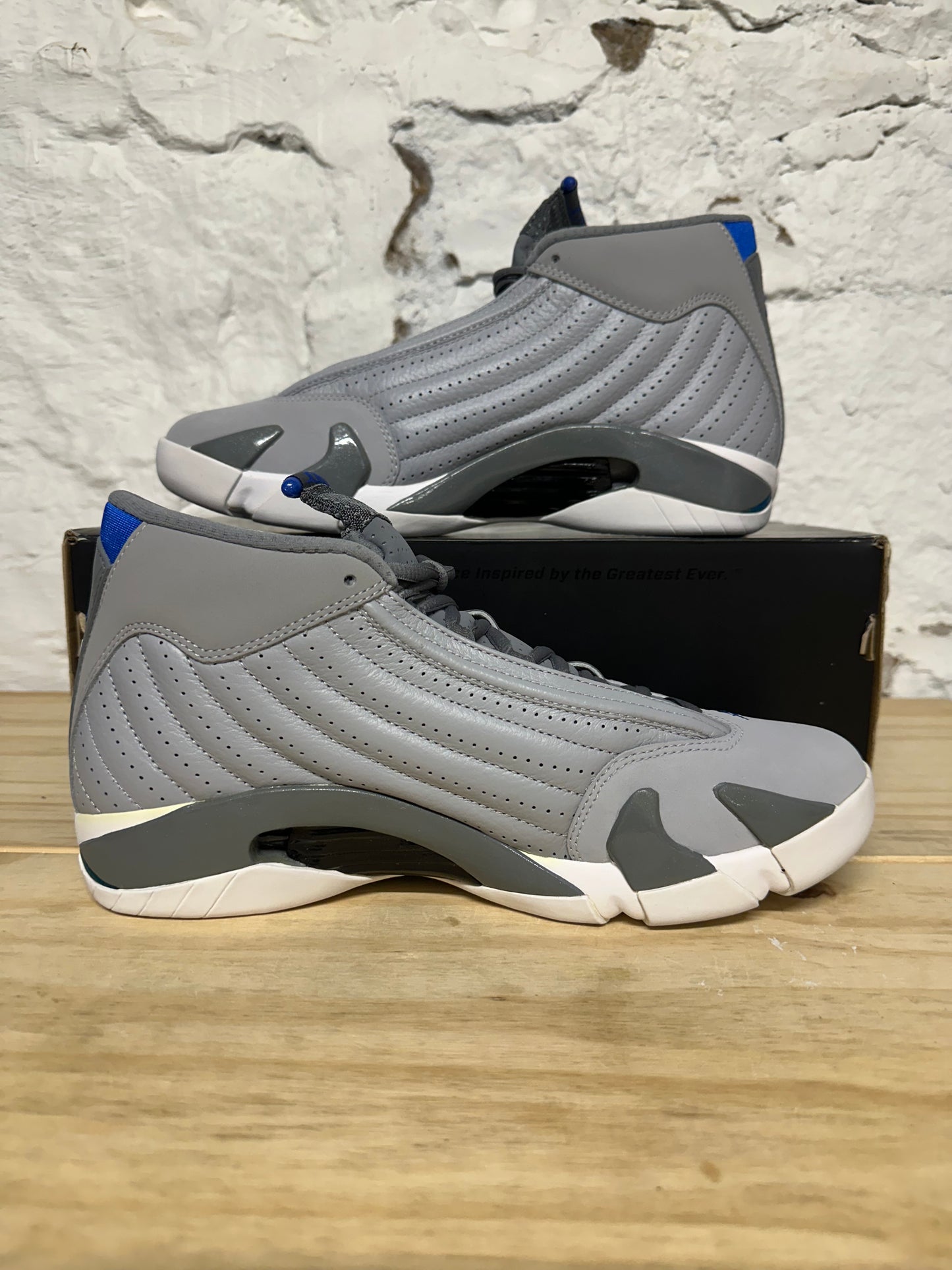 Air Jordan 14 Wolf Grey Sz 10 DS