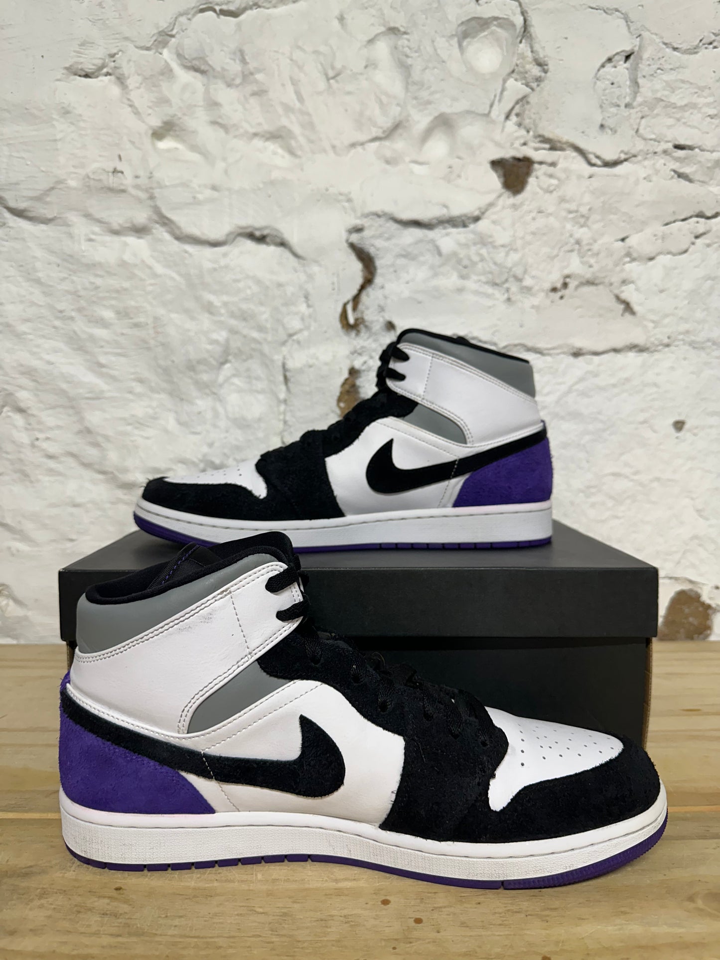 Air Jordan 1 Mid Court Purple Sz 12