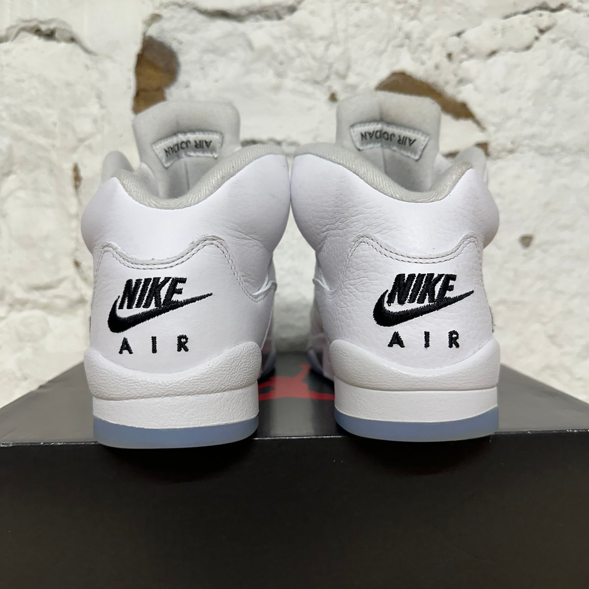 Air Jordan 5 White Metallic (2026) Sz 6.5Y