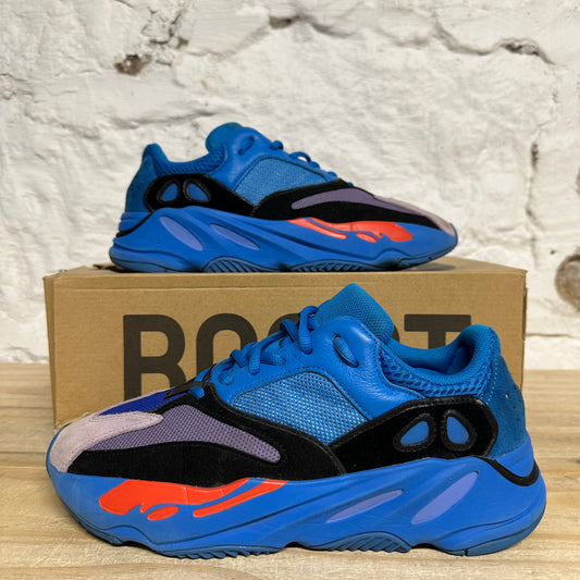 Yeezy 700 Hi Res Blue Sz 9