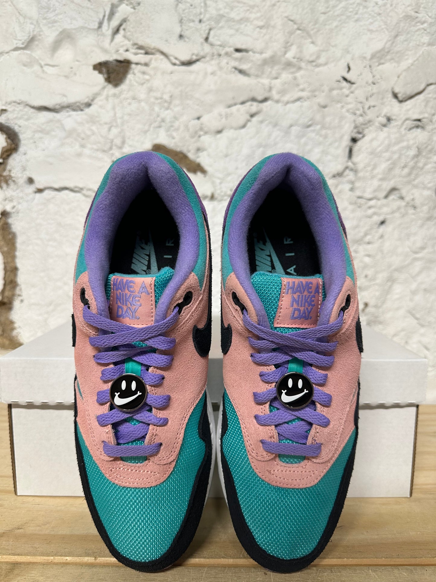 Nike Air Max Have A Nike Day Sz 8