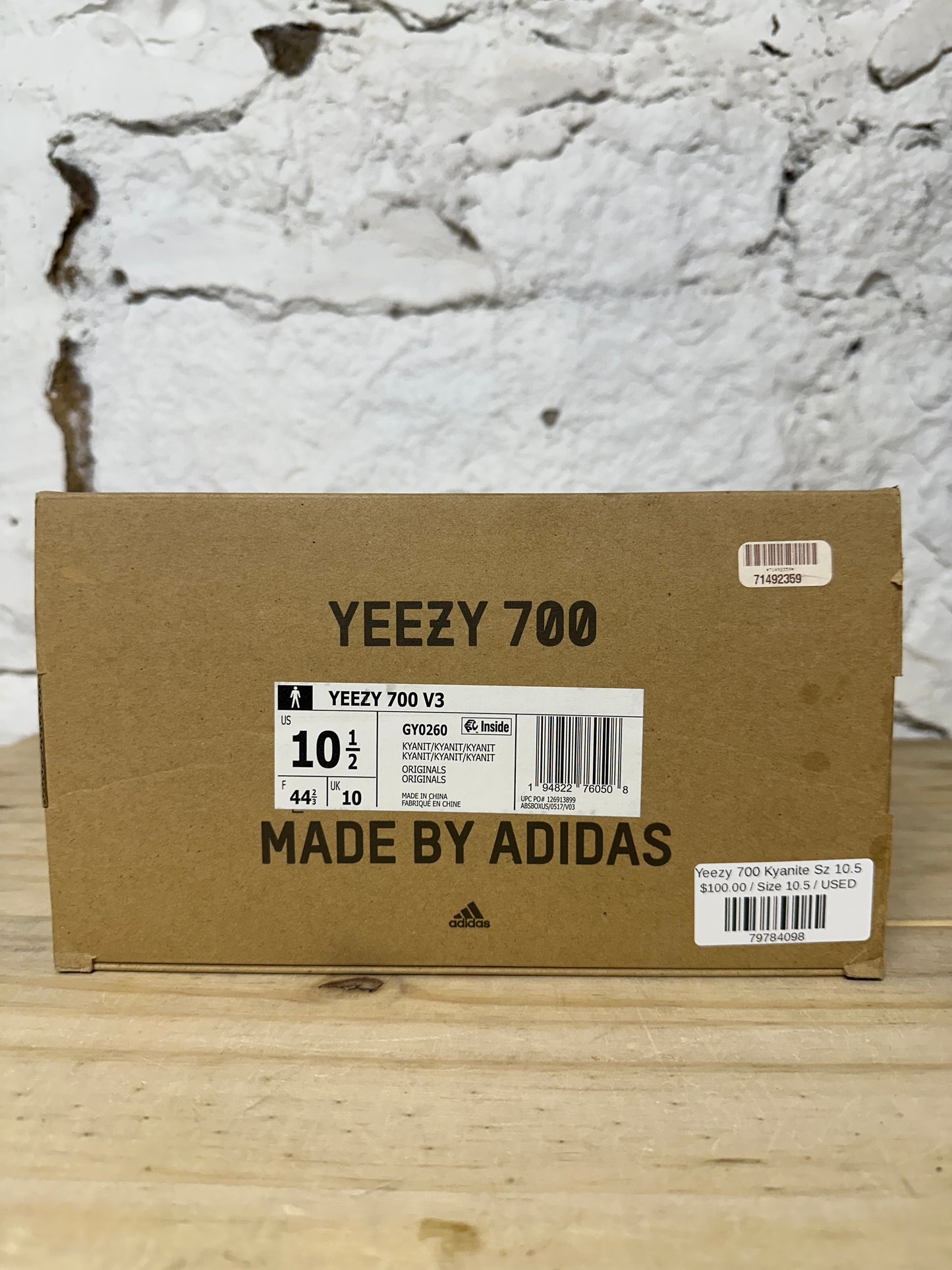 Yeezy 700 Kyanite Sz 10.5