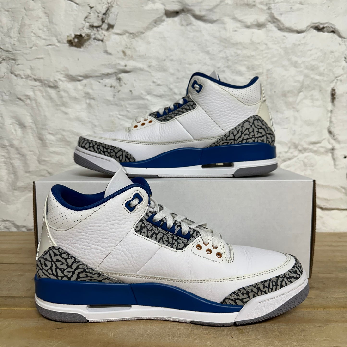 Air Jordan 3 Wizards Sz 8.5