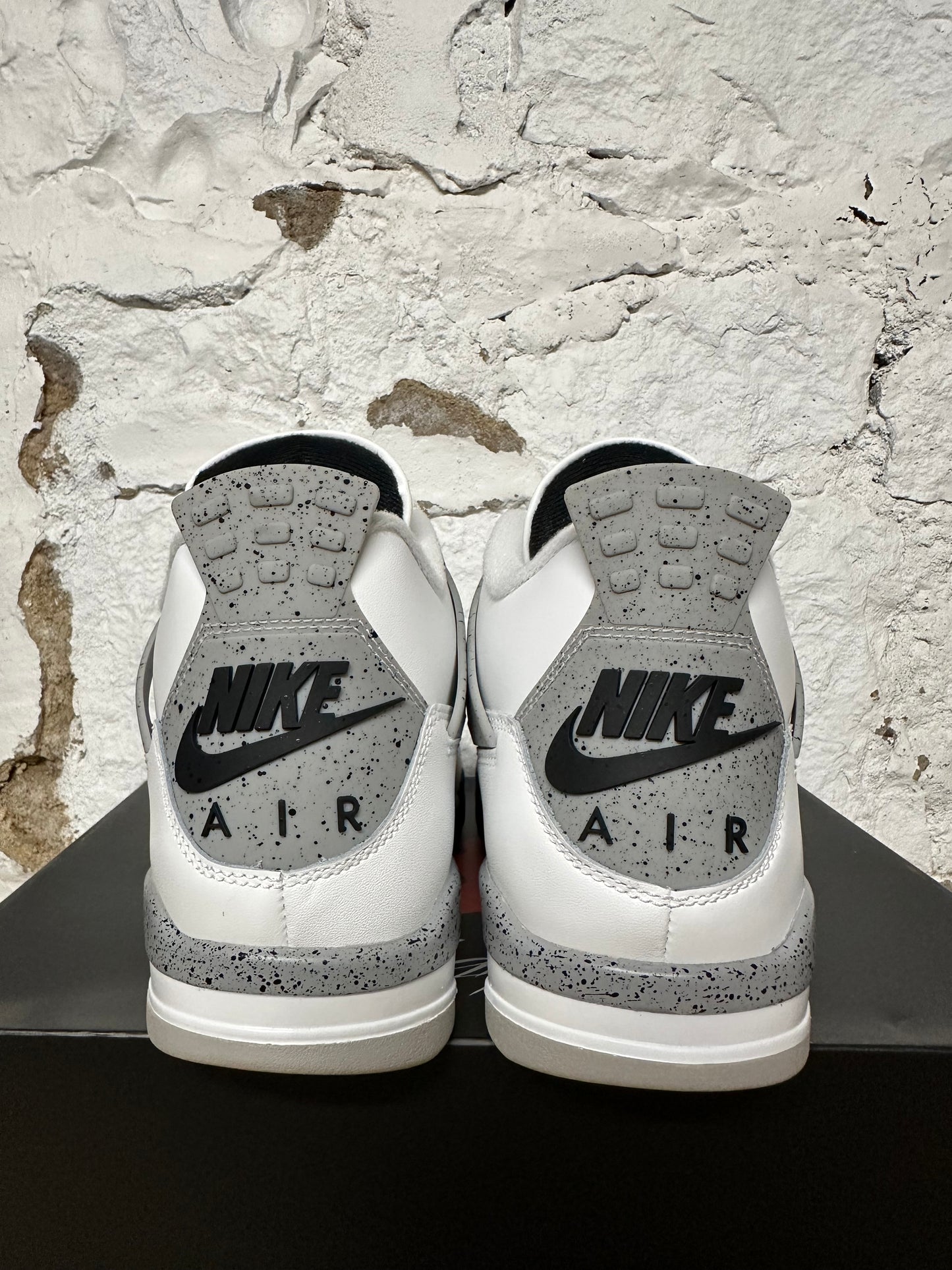 Air Jordan 4 White Cement (2025) Sz 11 DS