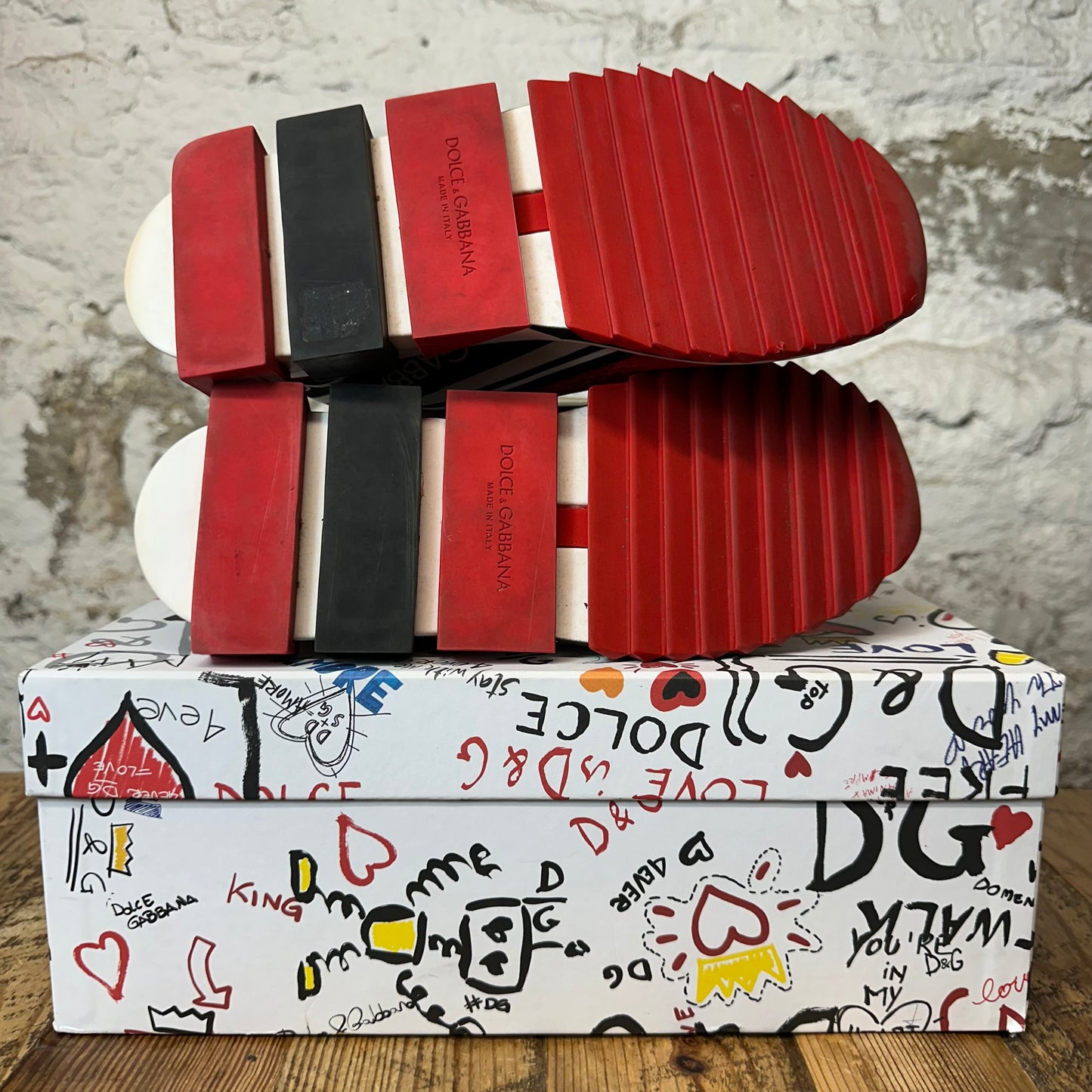 Dolce Gabbana Red White Black Sorrento Sneaker Sz 8 (41)
