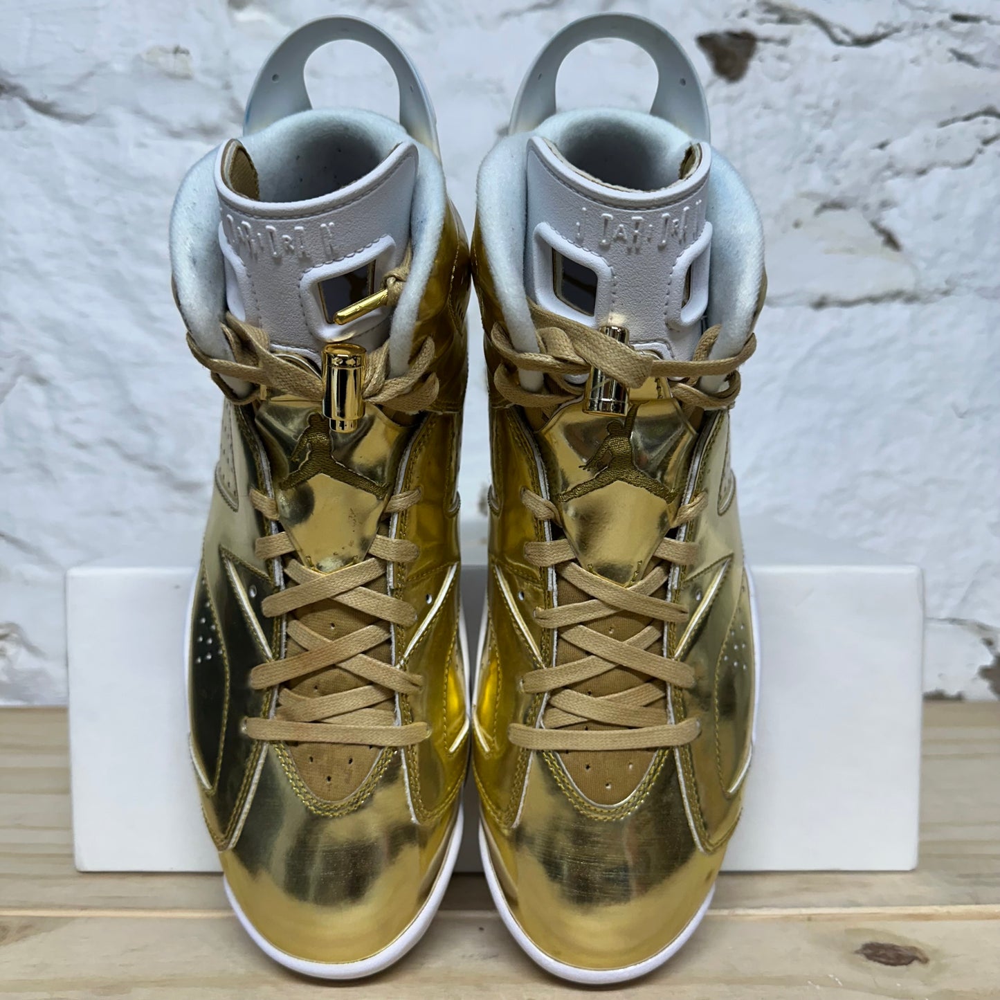 Air Jordan 6 Pinnacle Gold Sz 10