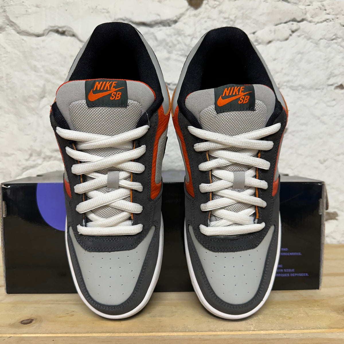 Nike SB Zoom Air Regime Grey Black Orange Sz 10 DS