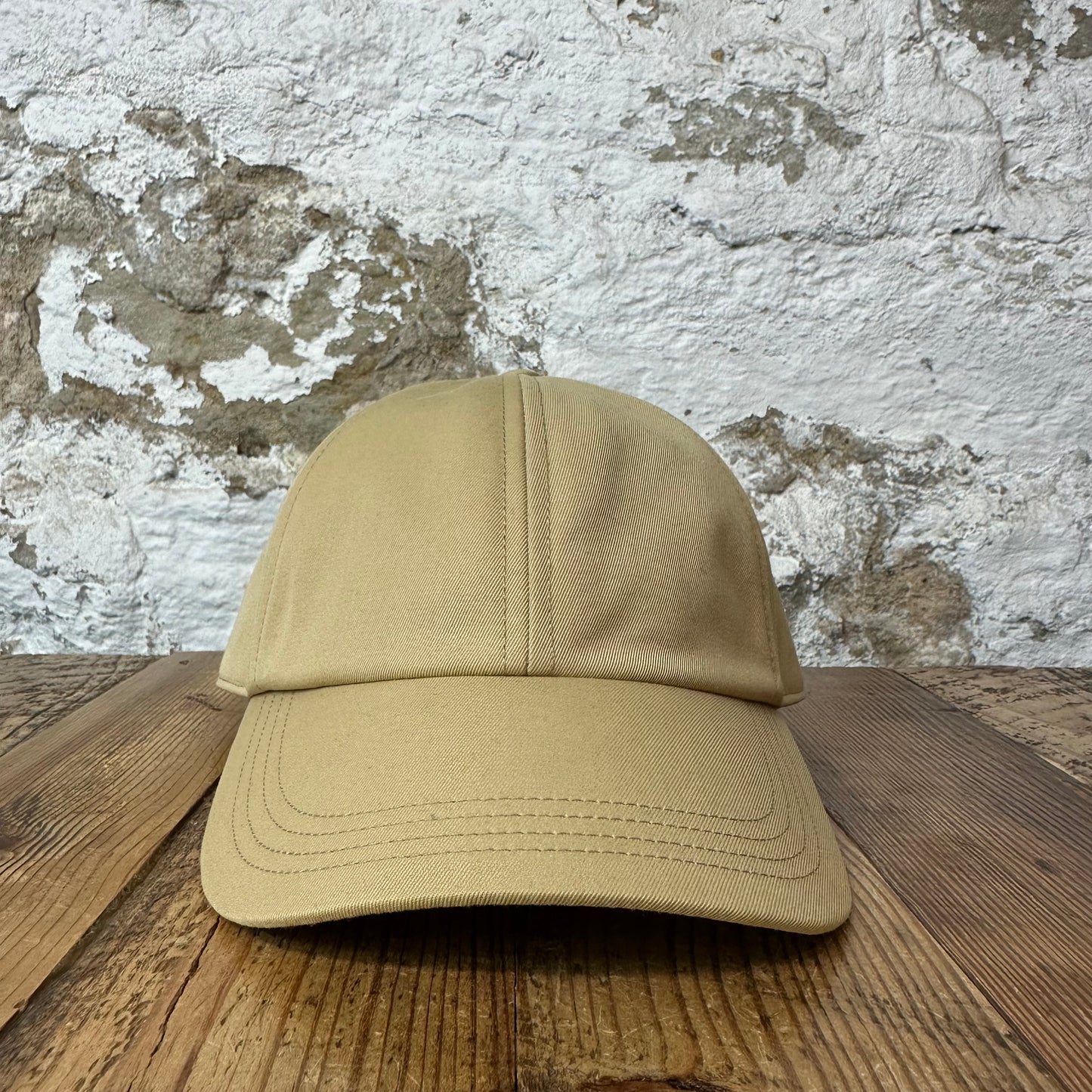 Burberry Check Lined Flax Hat Sz L DS