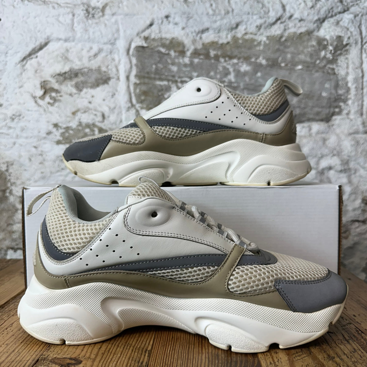Dior B22 Beige Cream Sneaker Sz 9 (42)