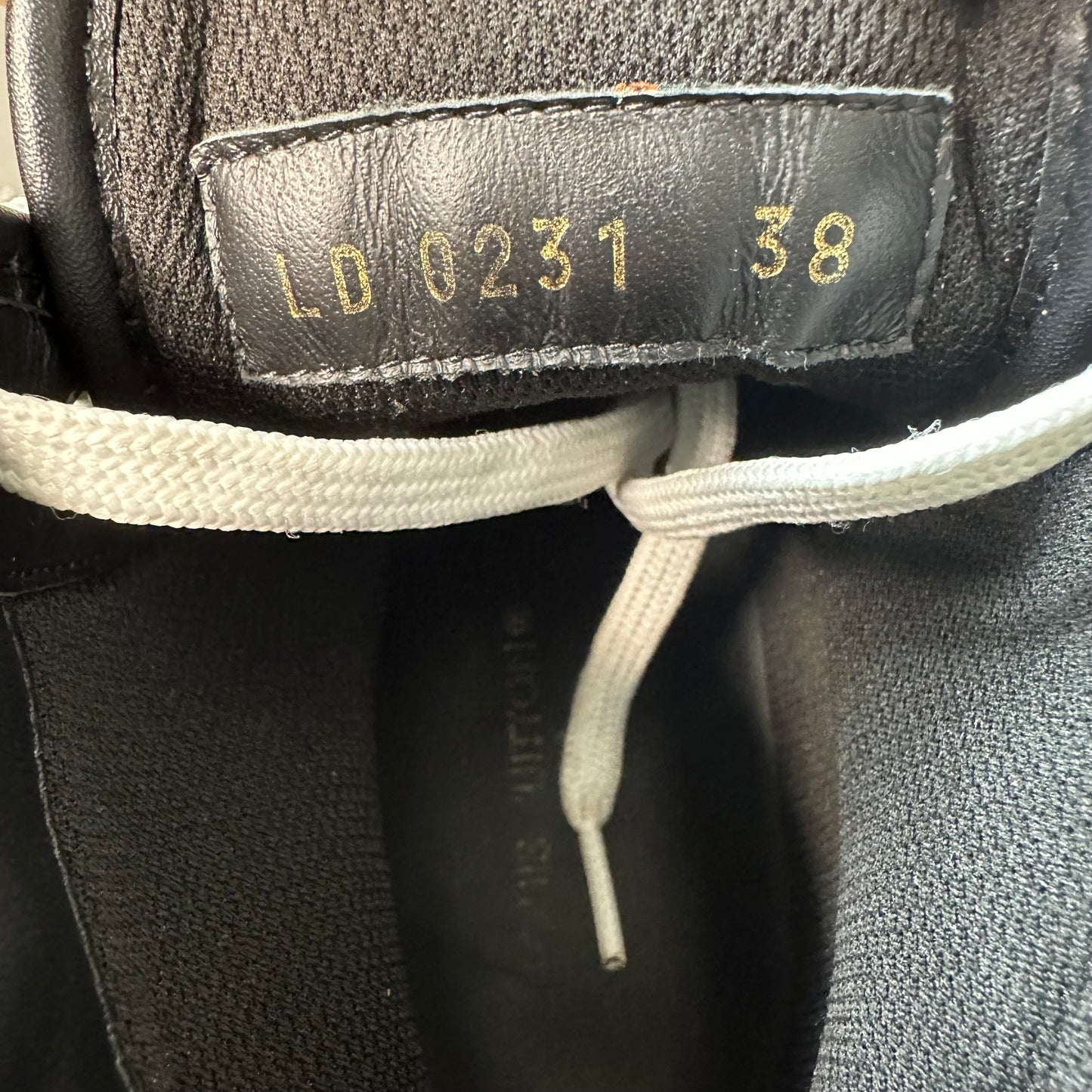 Louis Vuitton High Black White Squad Sneaker Sz 6 (38)