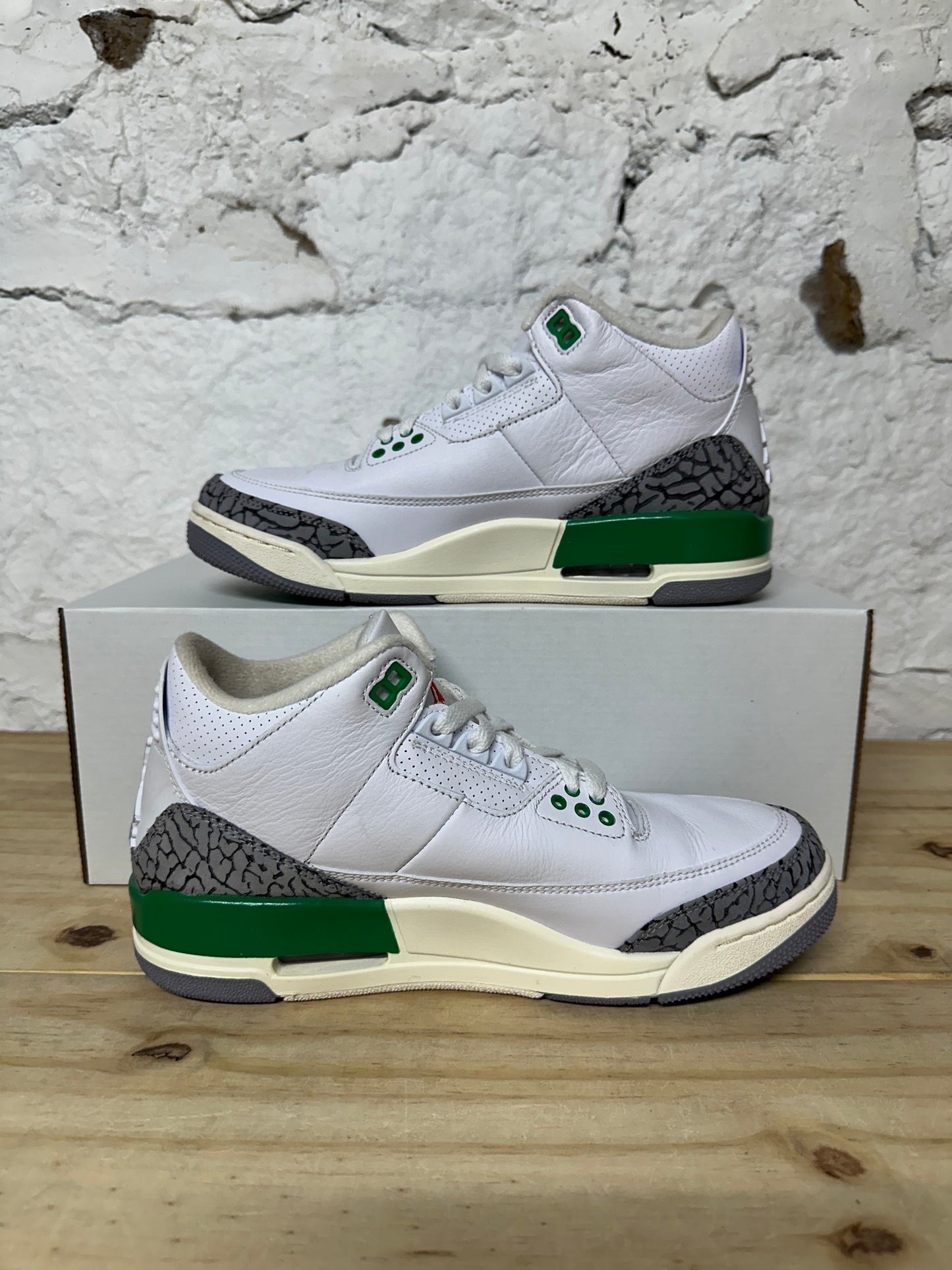 Air Jordan 3 Lucky Green Sz 6.5 (8W)