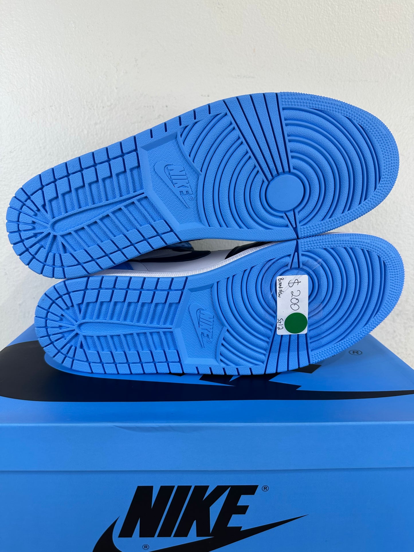 Air Jordan 1 High UNC Toe Sz 12 DS