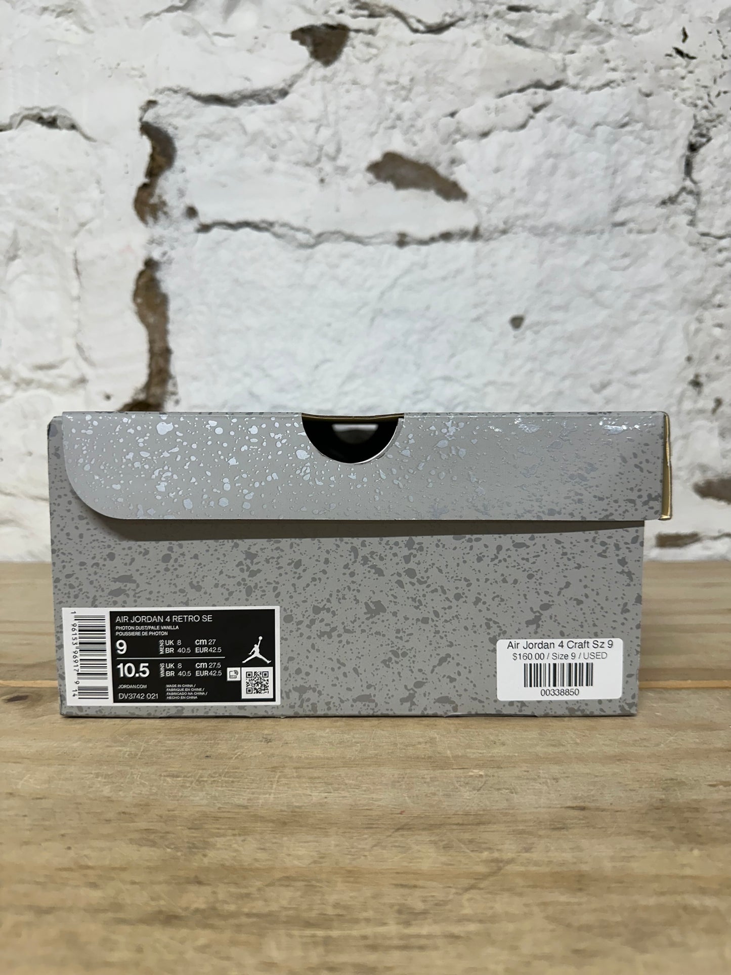 Air Jordan 4 Craft Sz 9