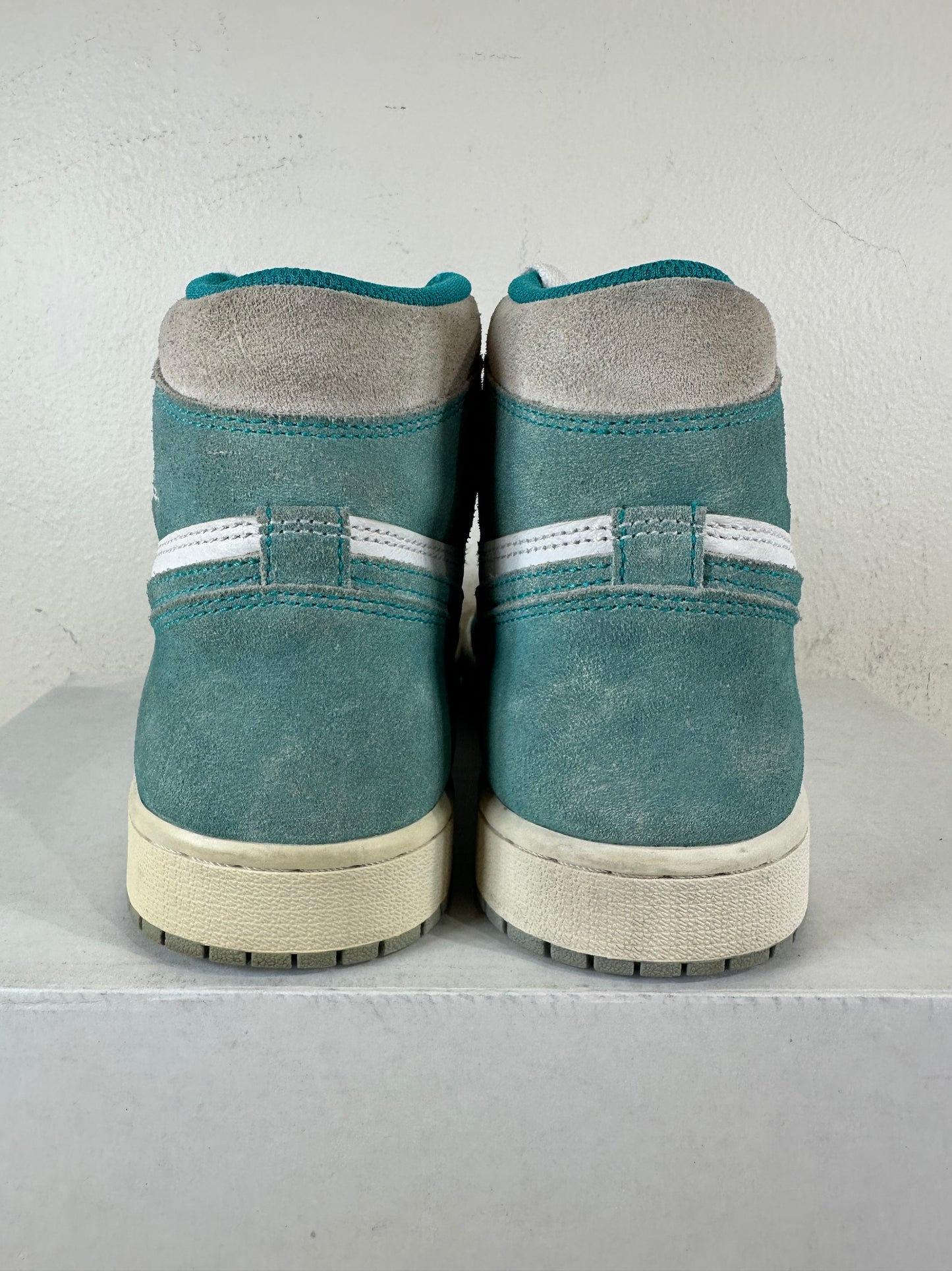 Air Jordan 1 High Turbo Green Sz 8.5