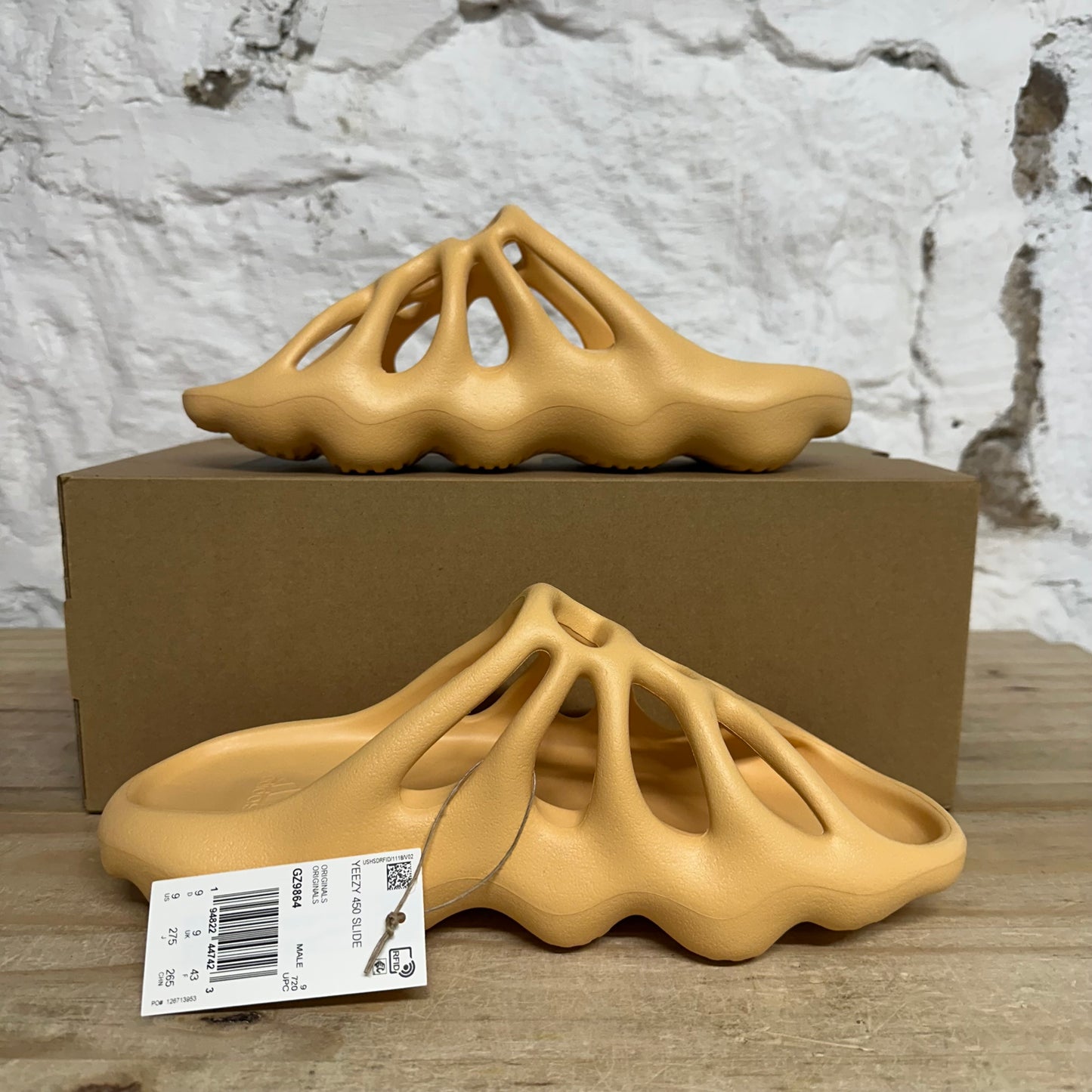 Yeezy 450 Slide Cream Sz 9 DS