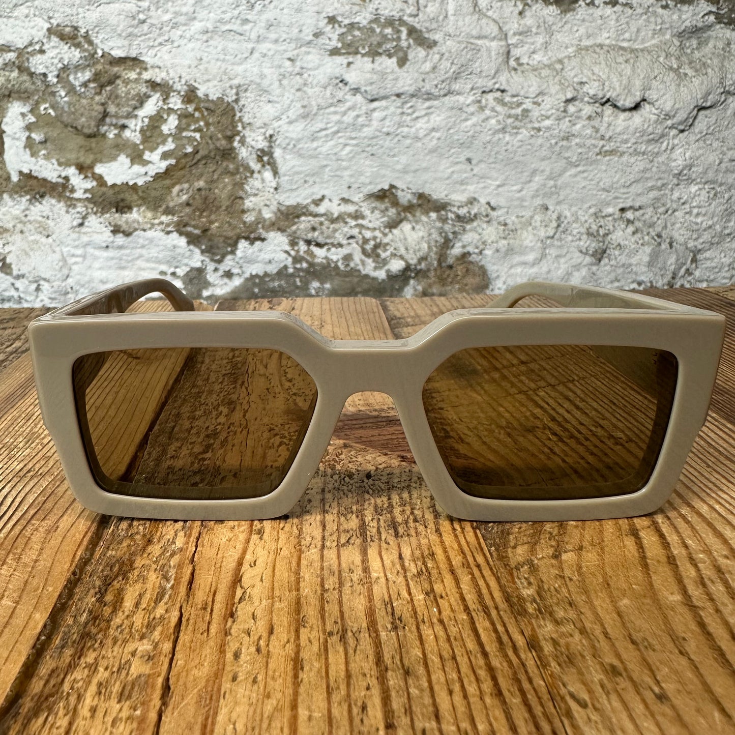 Louis Vuitton Clash Square Beige Sunglasses W/ Box