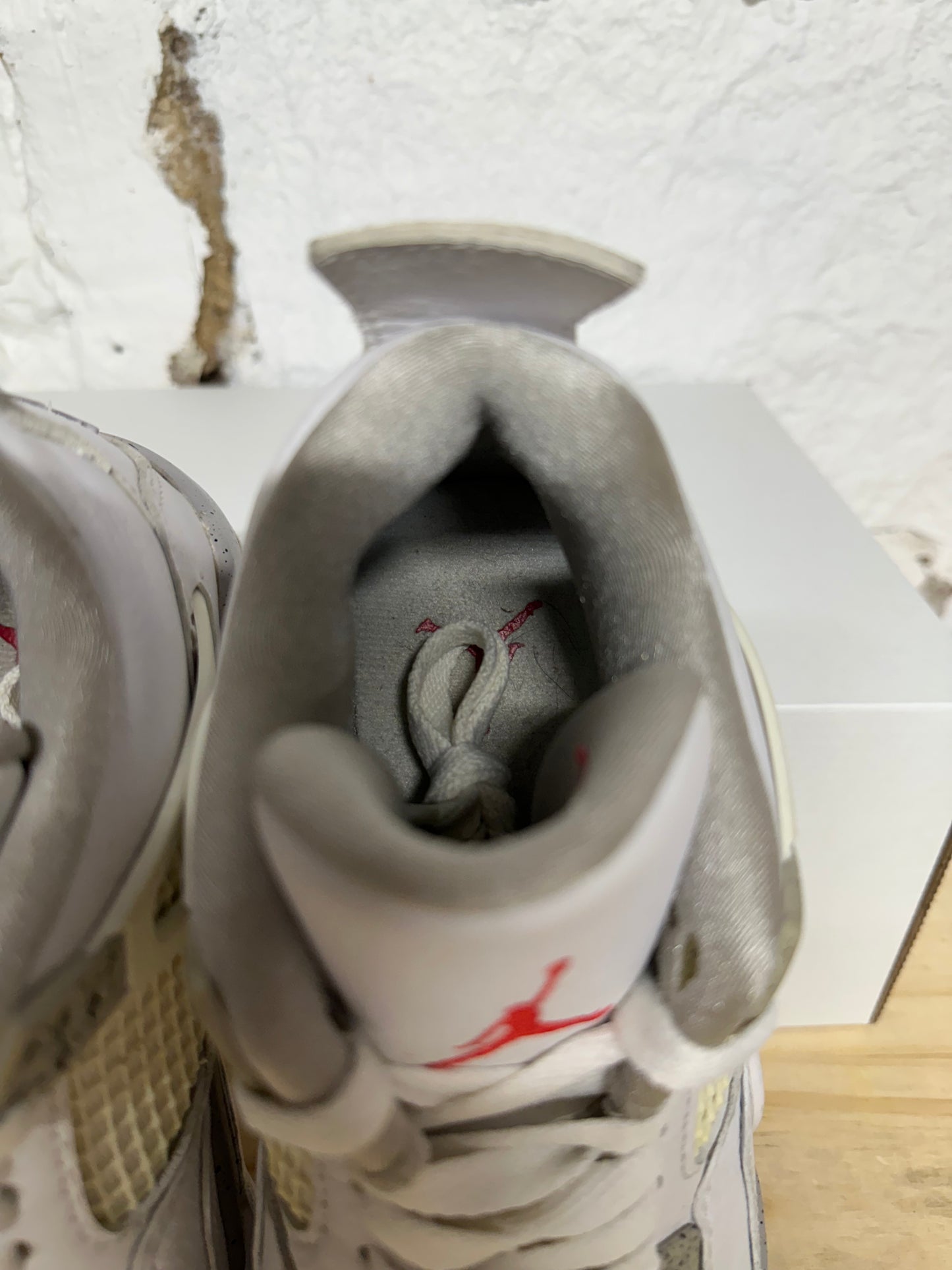 Air Jordan 4 White Oreo Sz 4Y